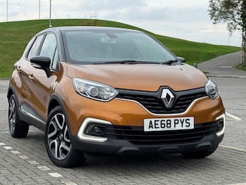 Used Renault Captur 2018 for sale - 77208604: Photo