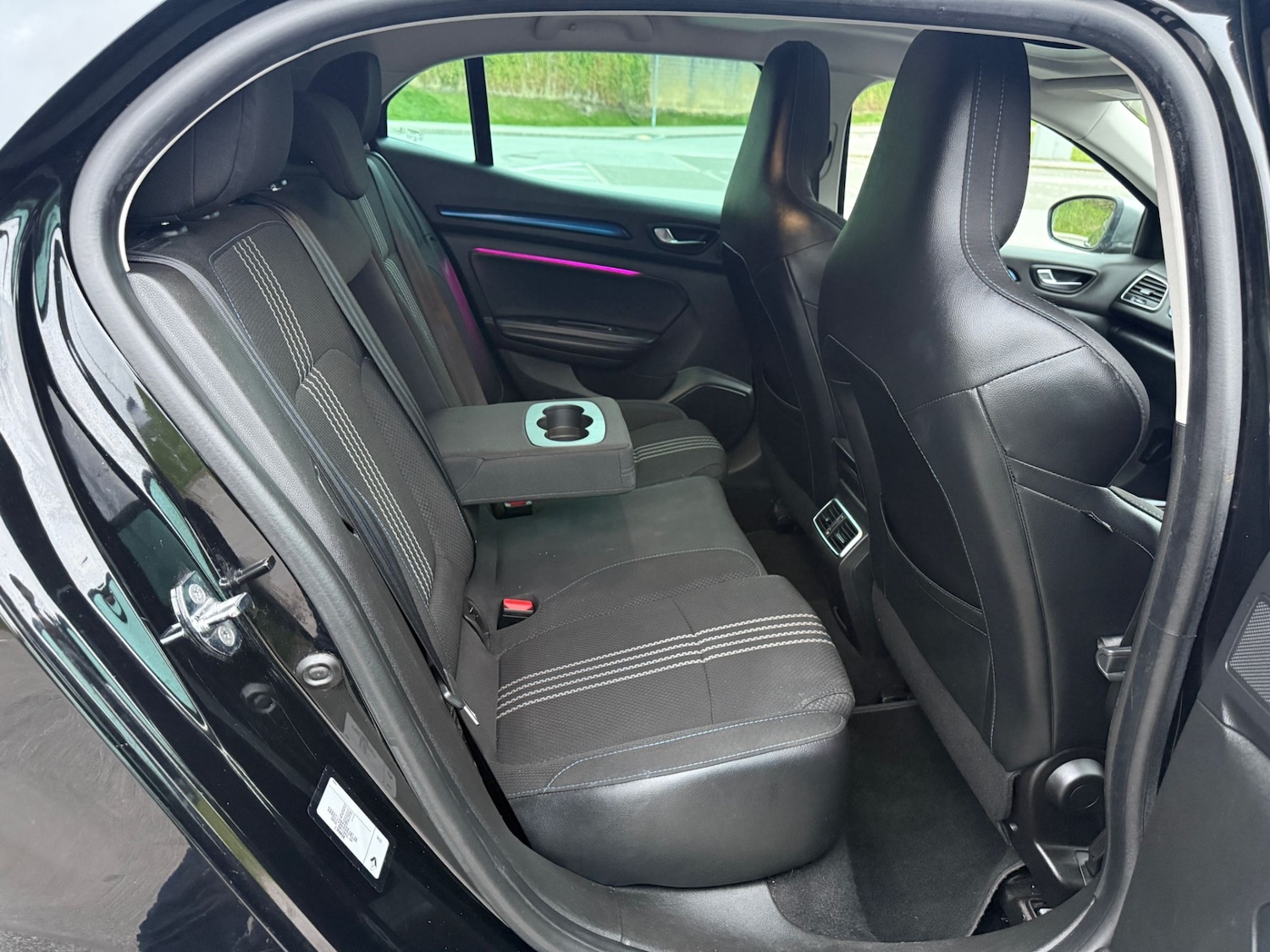 Used Renault Megane 2018 for sale - 76196162: Photo 25