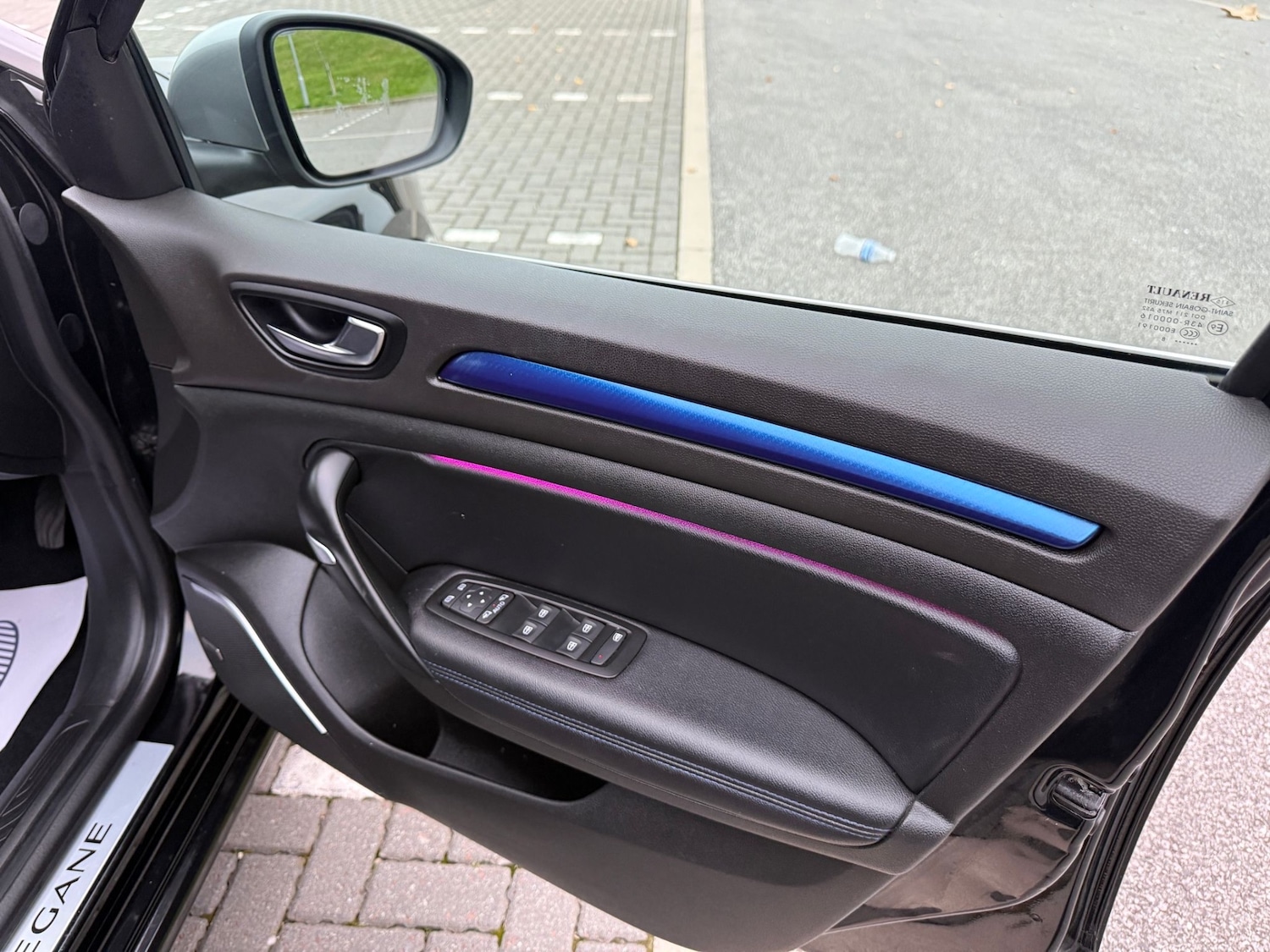 Used Renault Megane 2018 for sale - 76196162: Photo 31