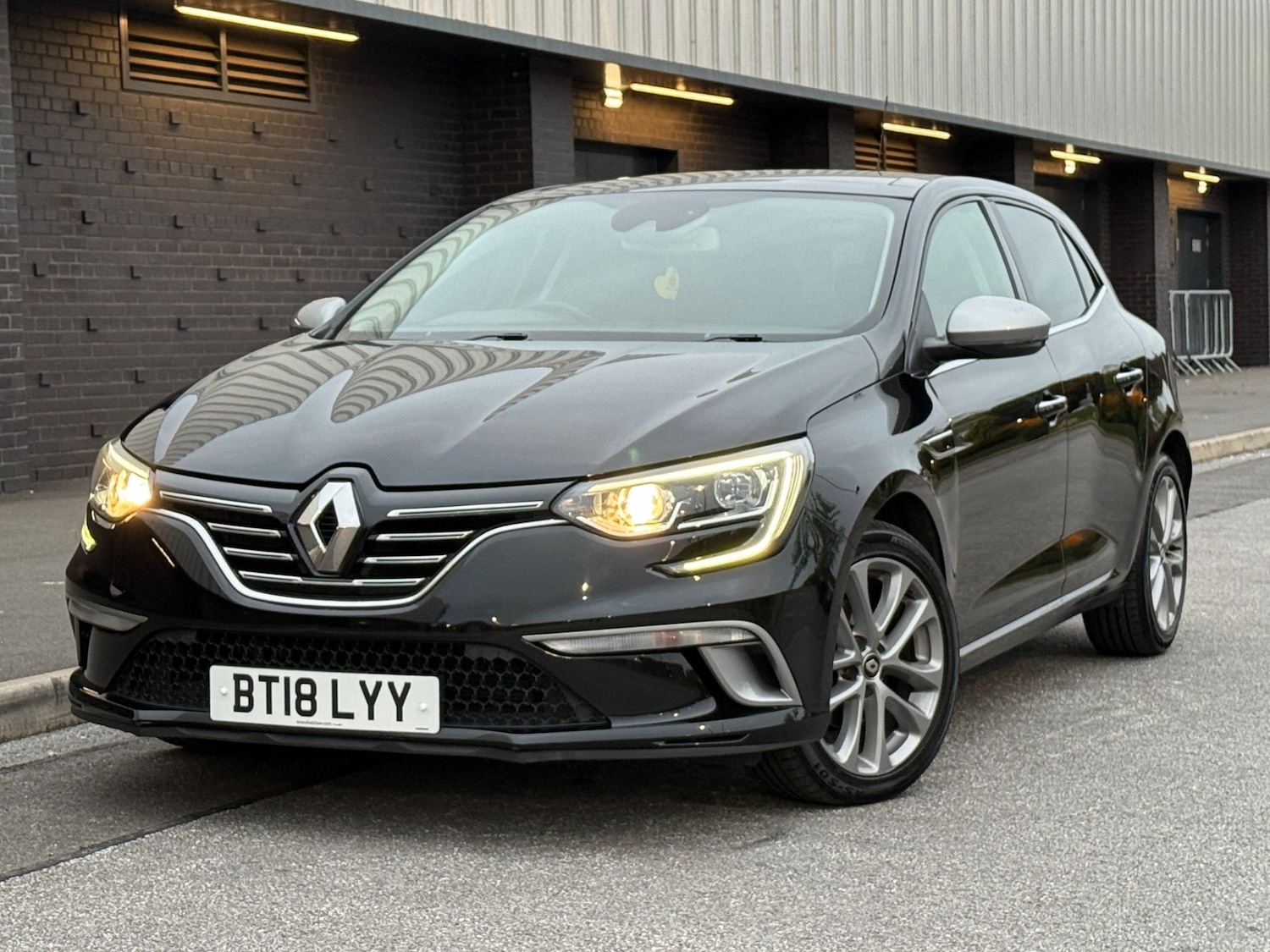 Used Renault Megane 2018 for sale - 76196162: Photo 52