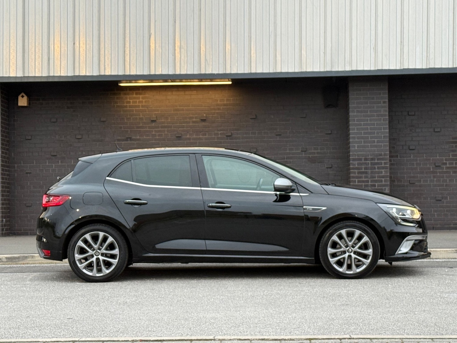 Used Renault Megane 2018 for sale - 76196162: Photo 56
