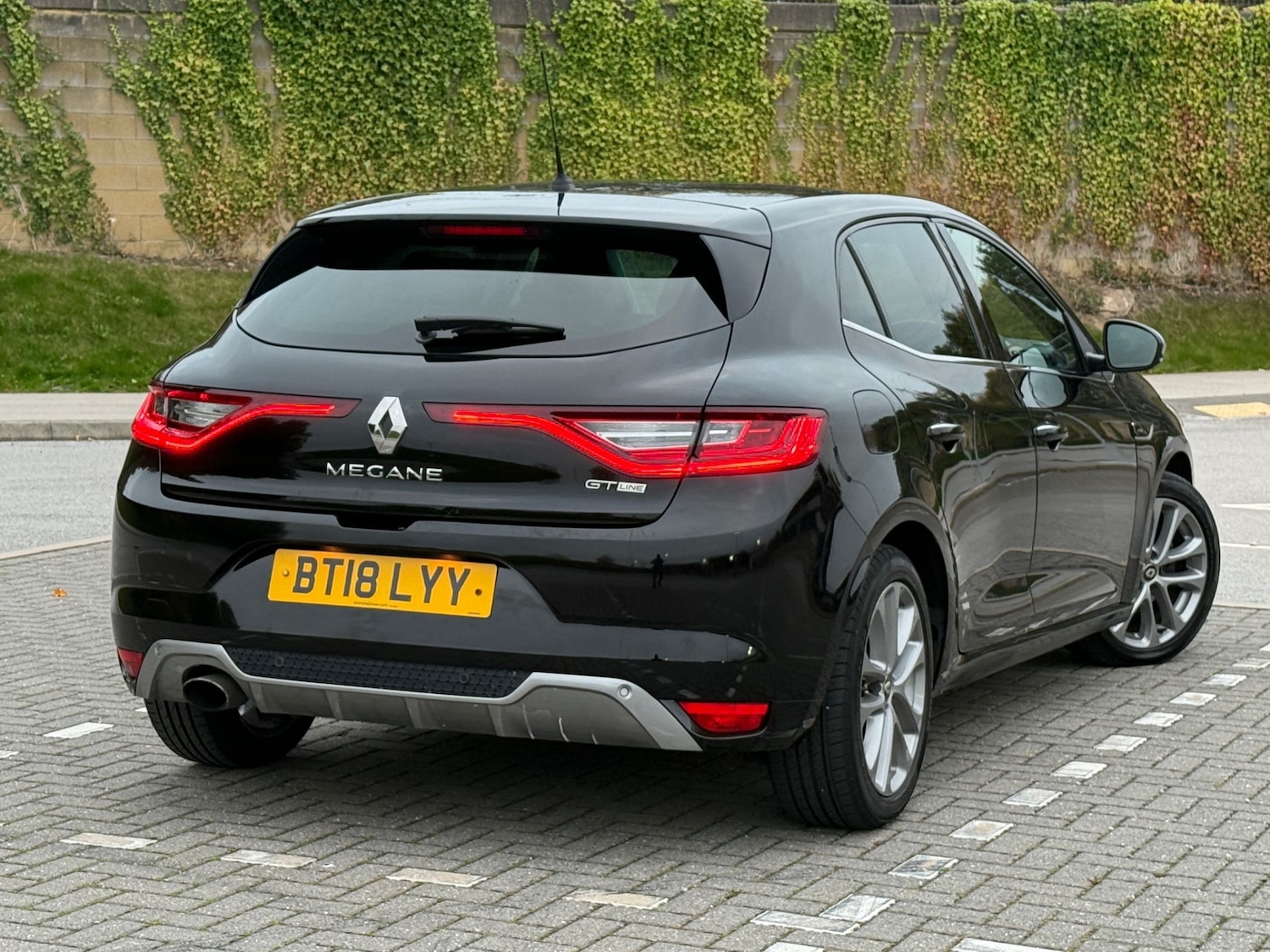 Used Renault Megane 2018 for sale - 76196162: Photo 6