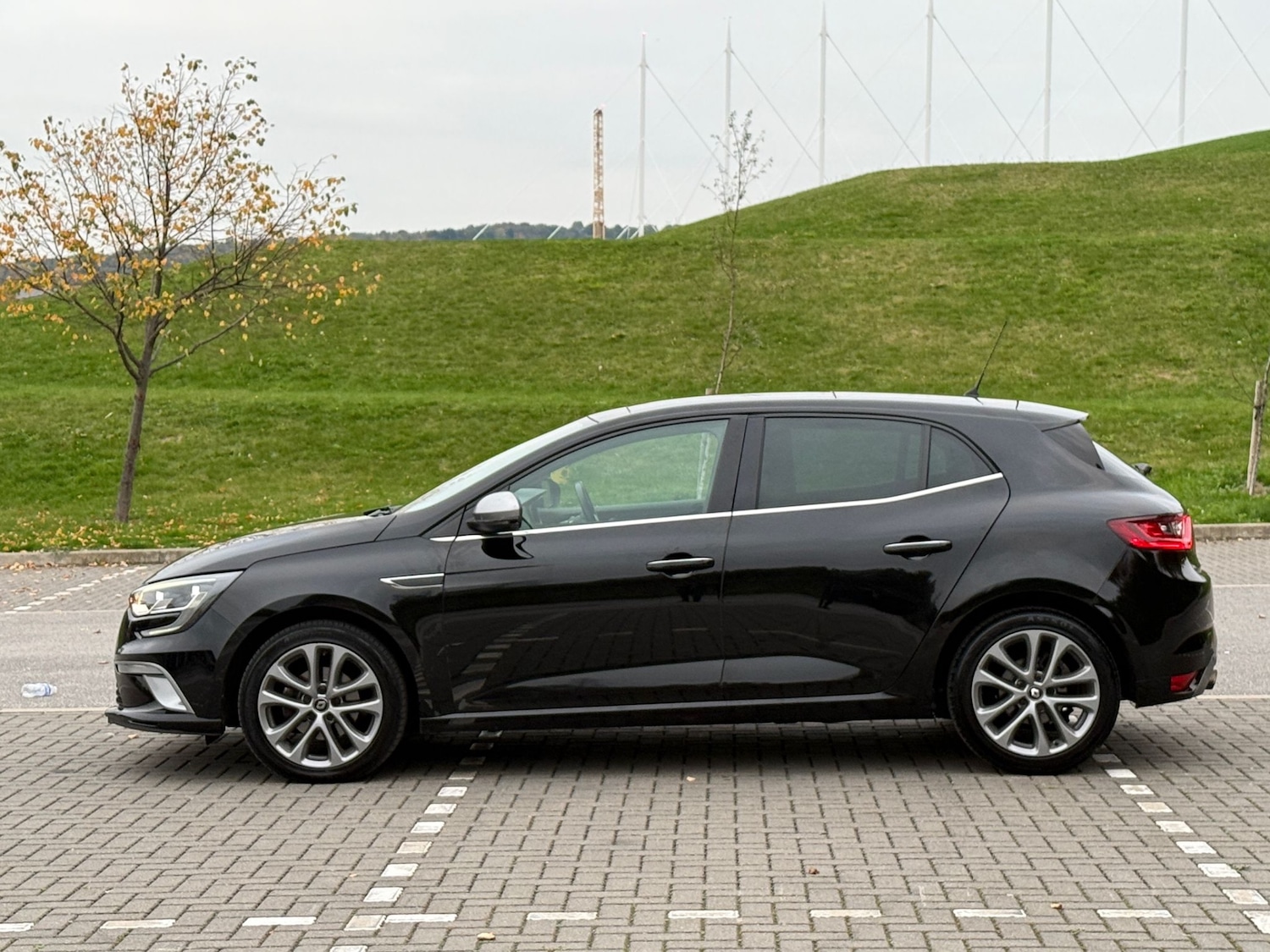 Used Renault Megane 2018 for sale - 76196162: Photo 7