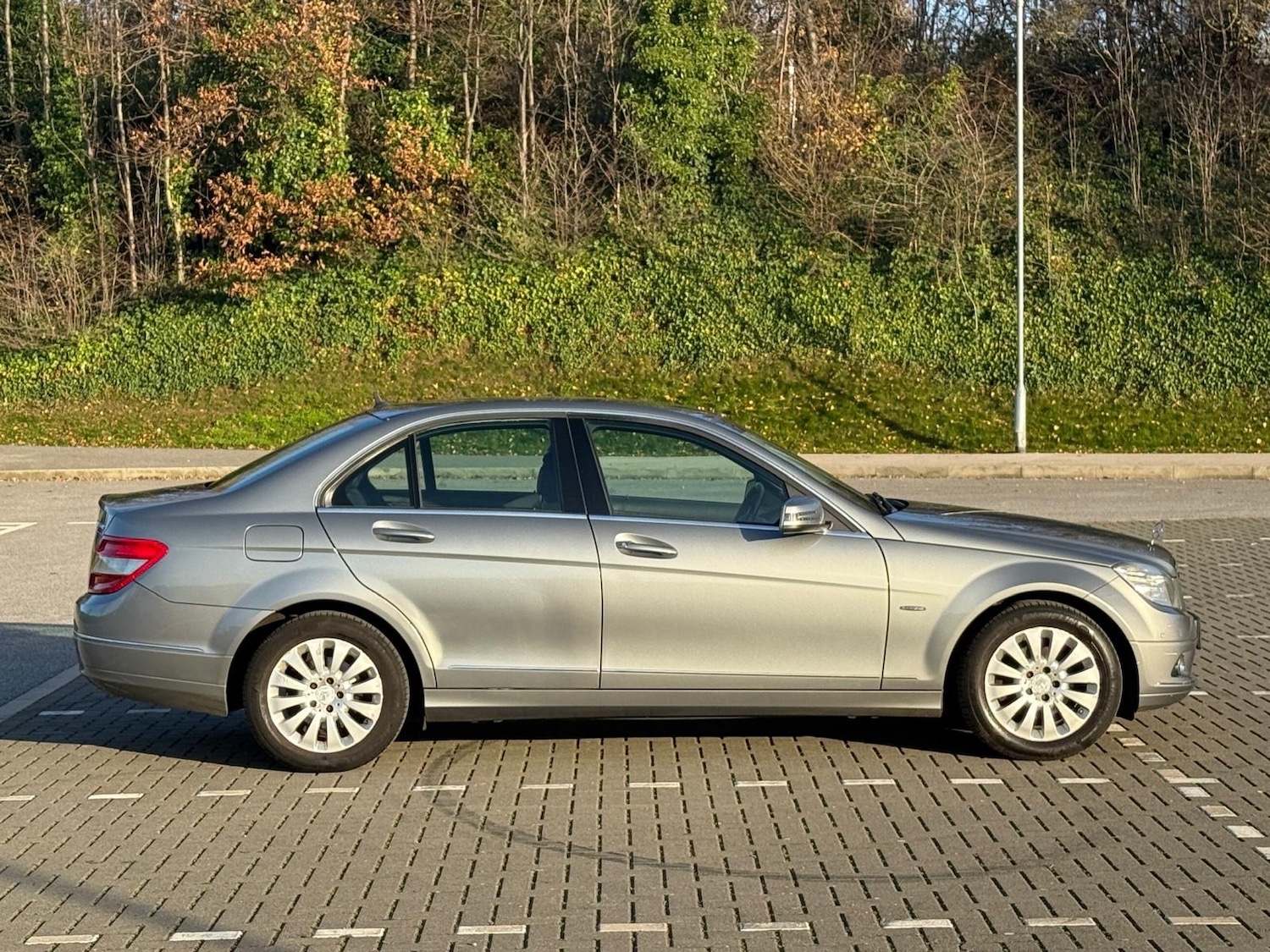 Used Mercedes-Benz C Class 2009 for sale - 76611584: Photo 27