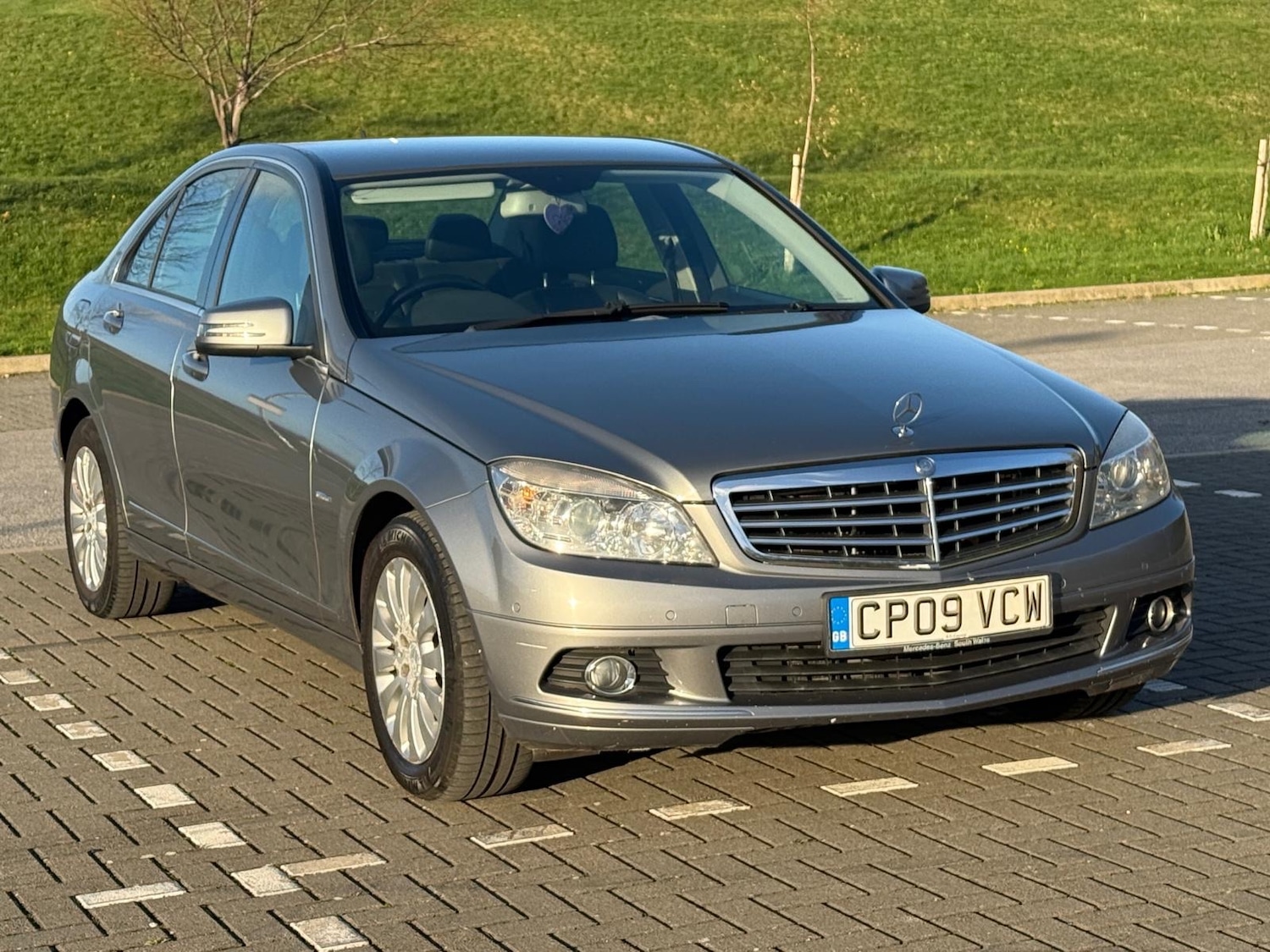 Used Mercedes-Benz C Class 2009 for sale - 76611584: Photo 3