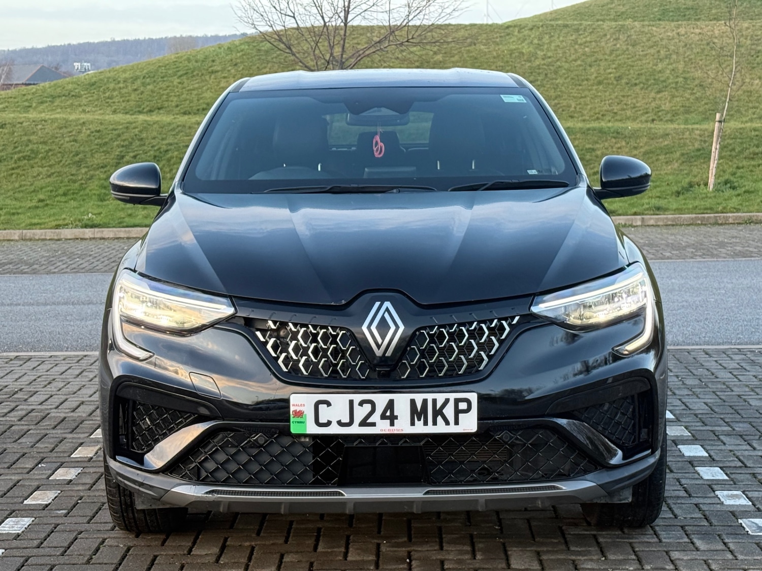 Used Renault Arkana 2024 for sale - 77326414: Photo 2