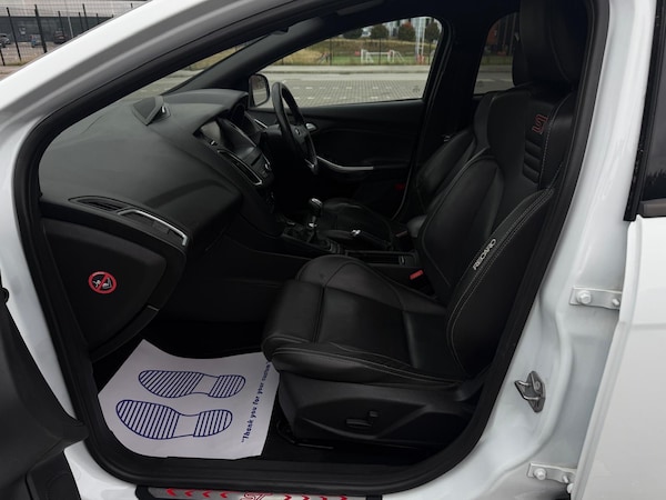 Used Ford Focus 2016 for sale - 76077567: Photo 15