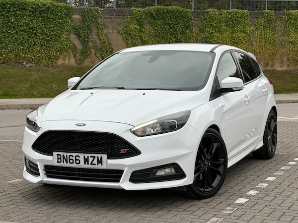 Used Ford Focus 2016 for sale - 76077567: Photo 1