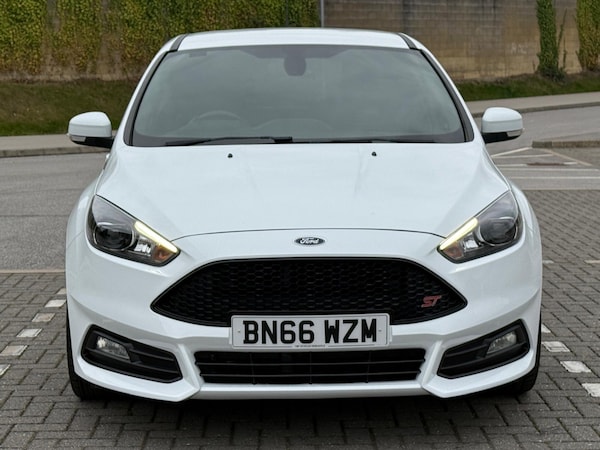 Used Ford Focus 2016 for sale - 76077567: Photo 2