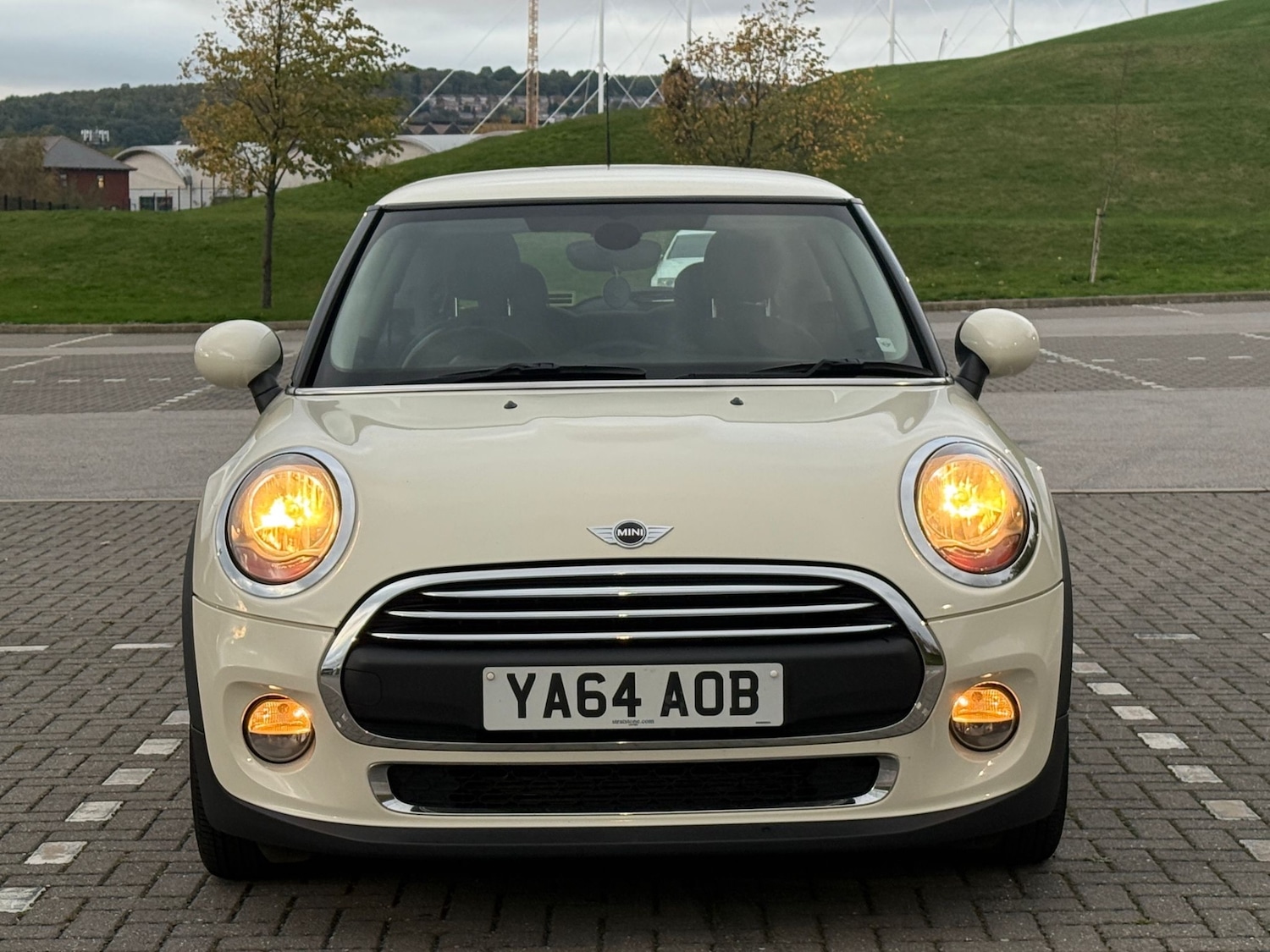 Used MINI Hatch 2014 for sale - 76207518: Photo 2
