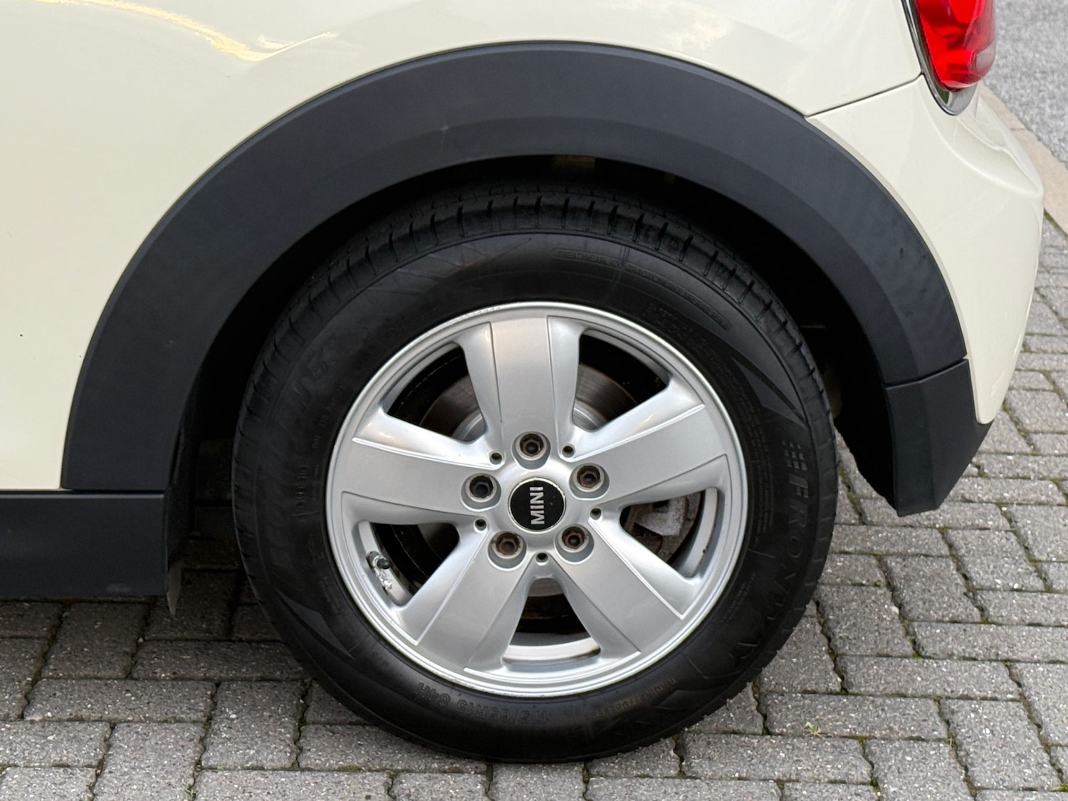 Used MINI Hatch 2014 for sale - 76207518: Photo 23