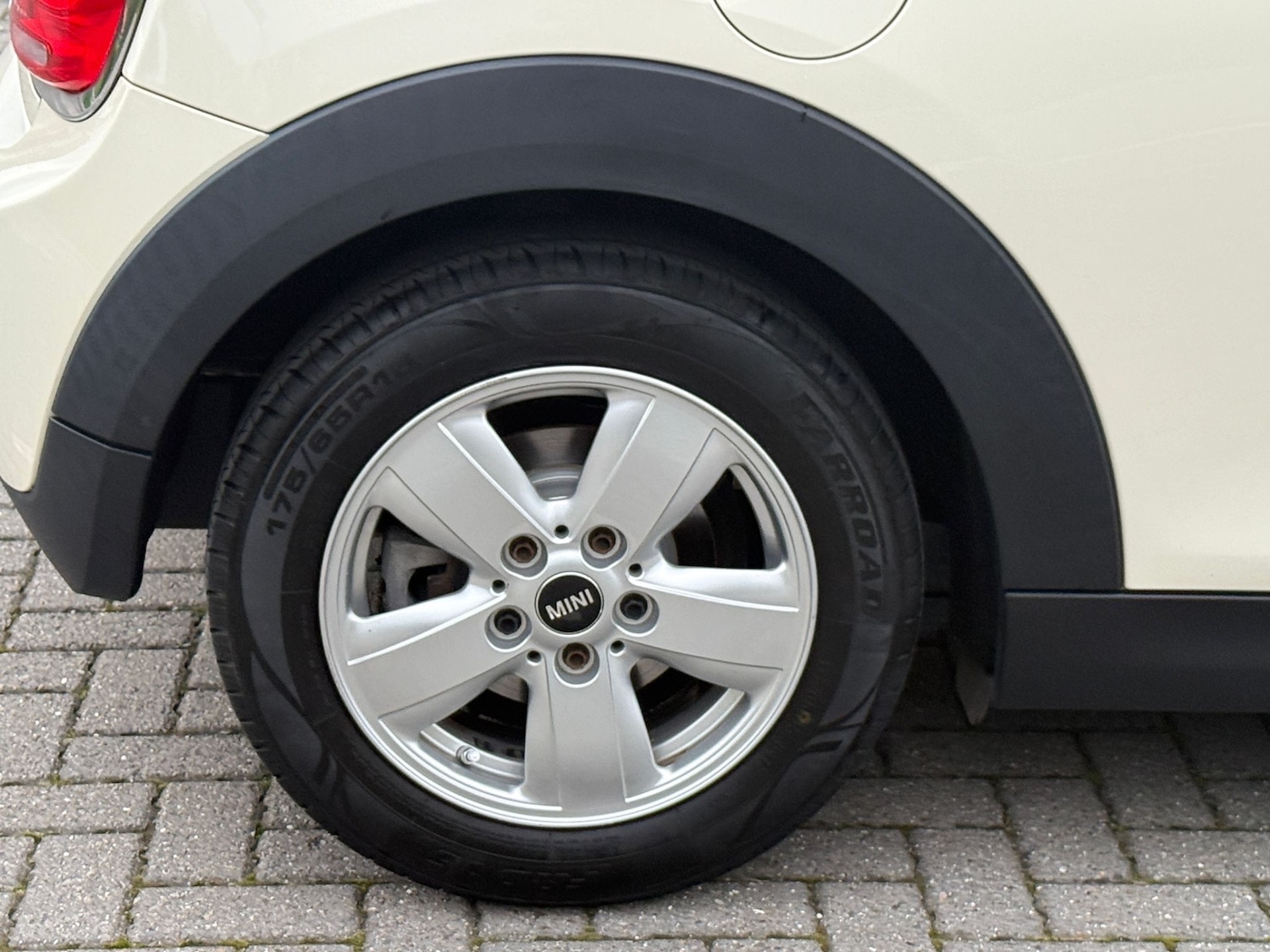 Used MINI Hatch 2014 for sale - 76207518: Photo 24