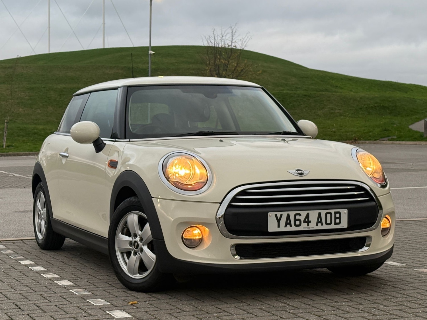 Used MINI Hatch 2014 for sale - 76207518: Photo 3