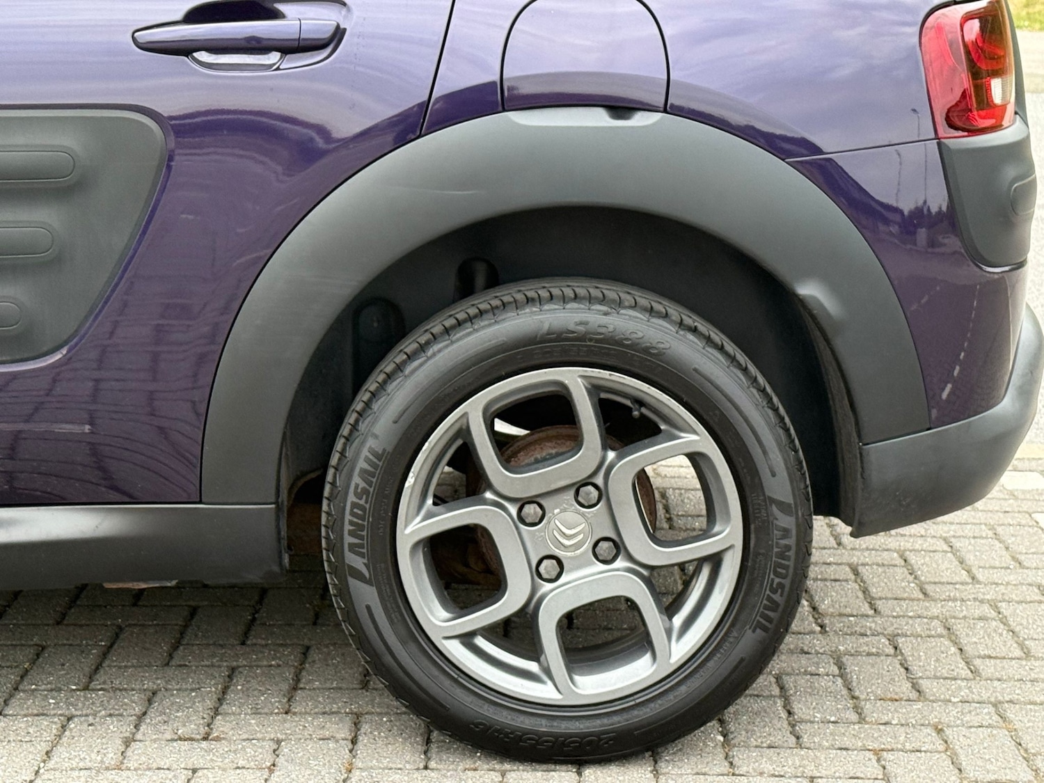 Vehicle 25