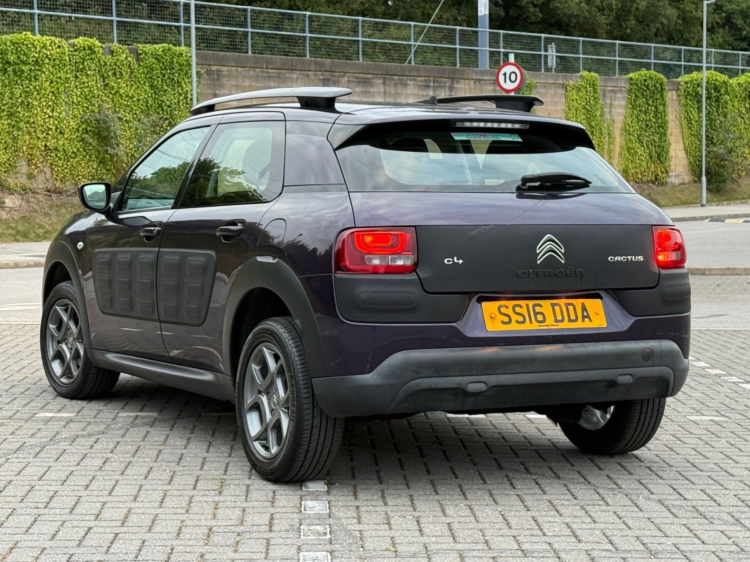 Vehicle 29