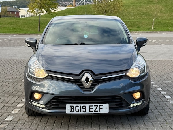 Used Renault Clio 2019 for sale - 76101333: Photo 2