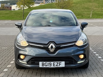 Used Renault Clio 2019 for sale - 76101333: Photo 2