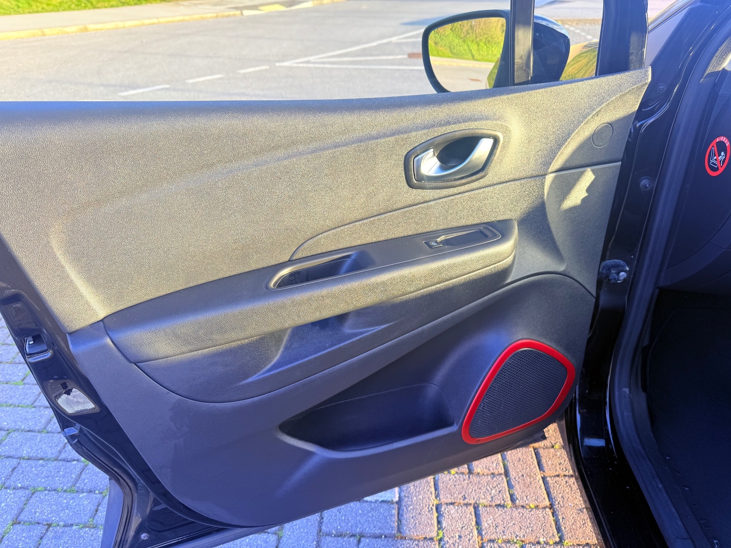 Used Renault Captur 2017 for sale - 78061549: Photo 8