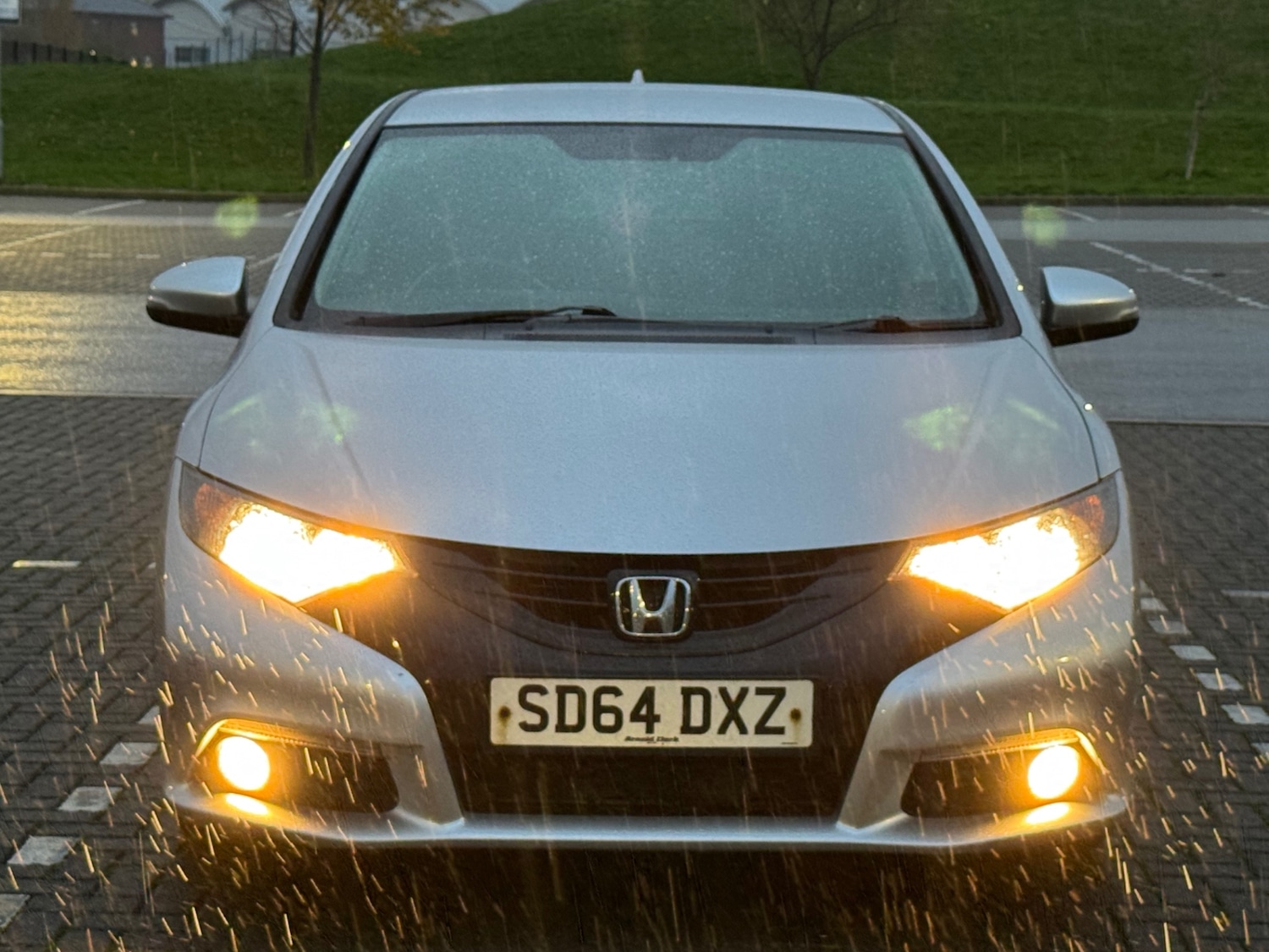 Used Honda Civic 2014 for sale - 76194248: Photo 2