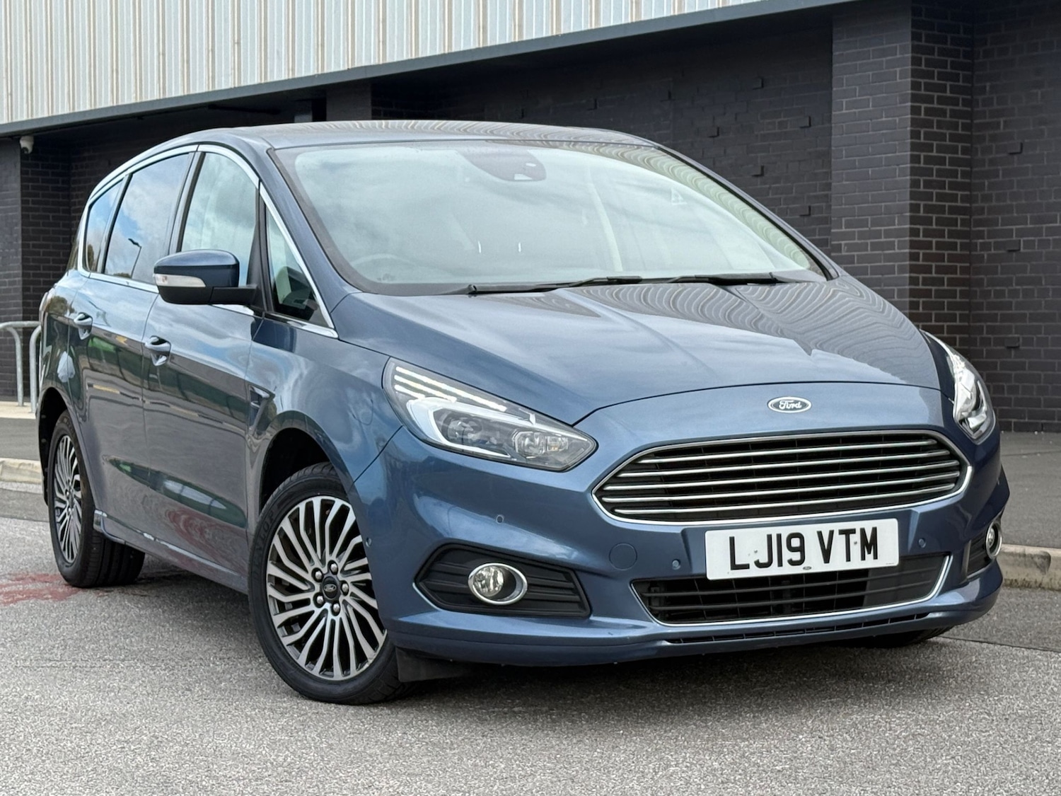 Used Ford S-Max 2019 for sale - 77297347: Photo 44