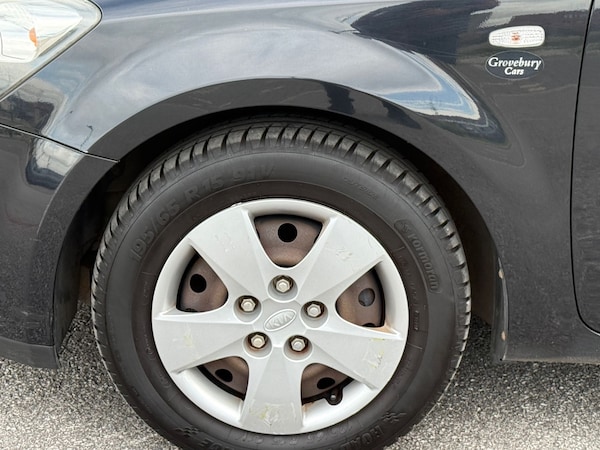 Used Kia Ceed 2010 for sale - 76193261: Photo 24
