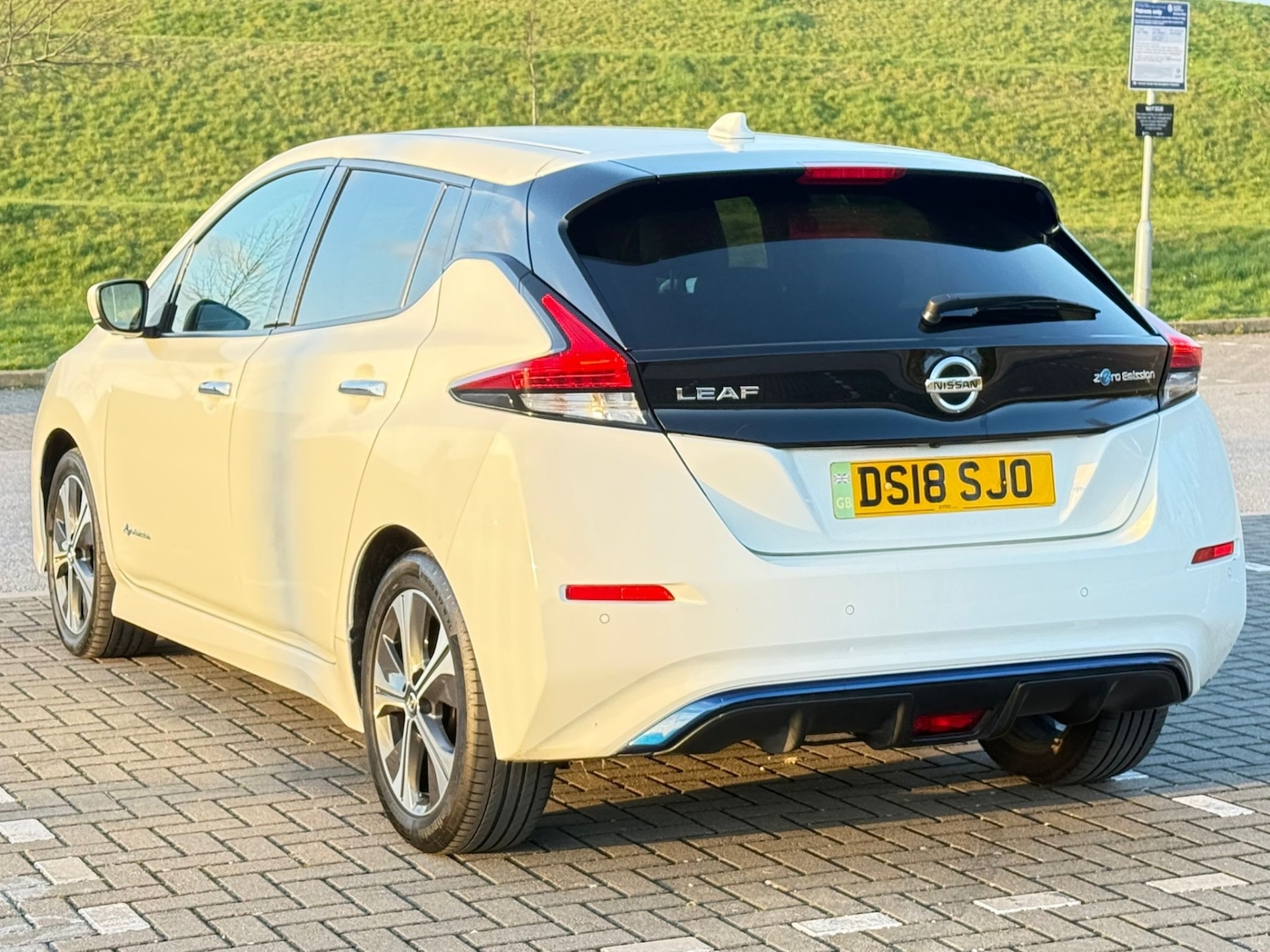 Used Nissan Leaf 2018 for sale - 77717849: Photo 40