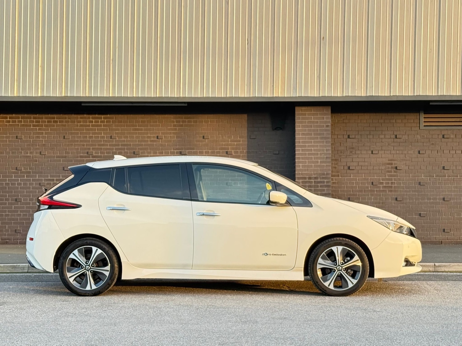 Used Nissan Leaf 2018 for sale - 77717849: Photo 47