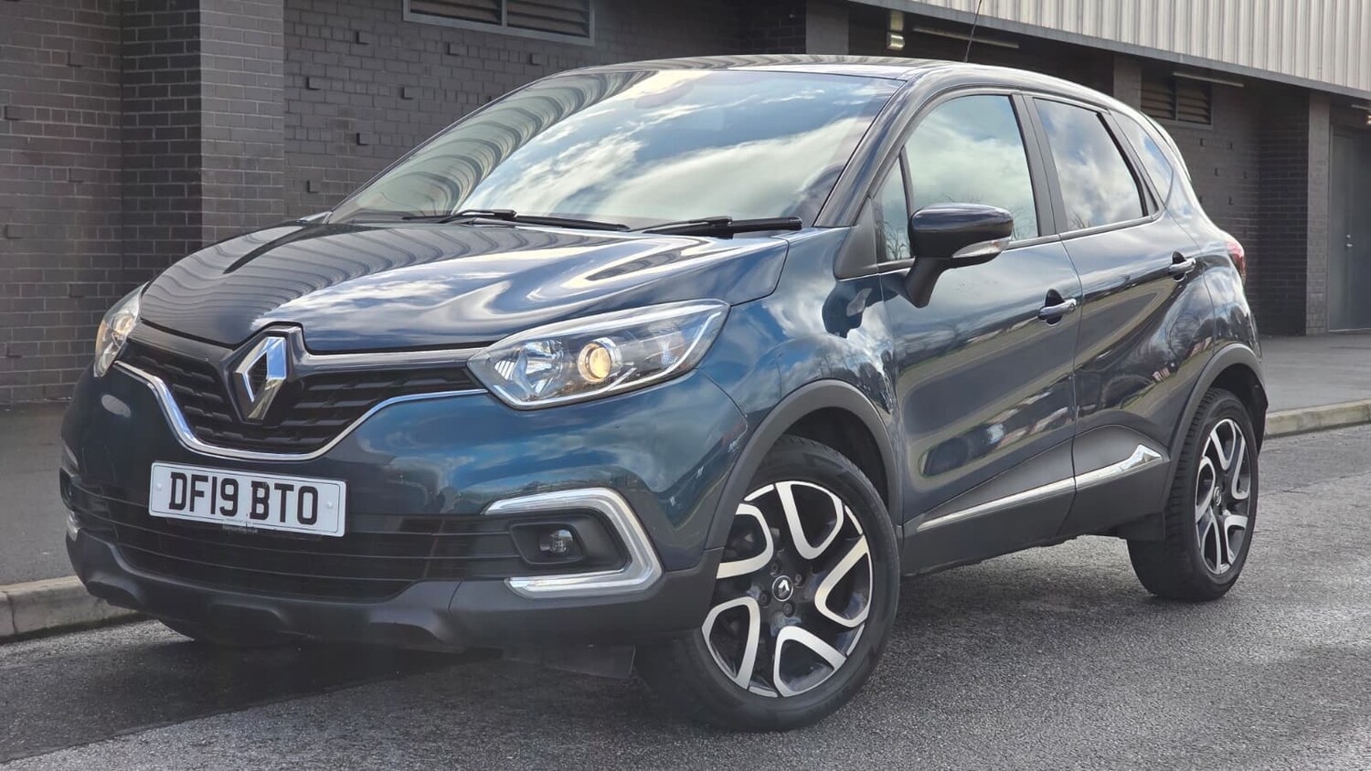 Used Renault Captur 2019 for sale - 77605477: Photo 24
