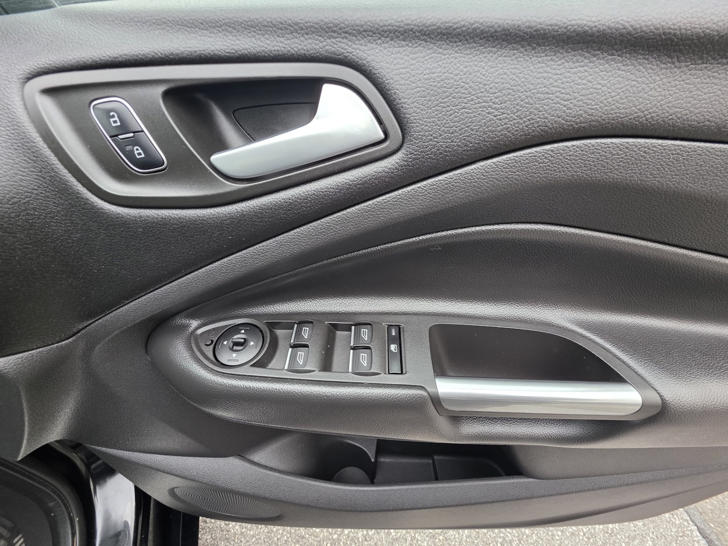 Used Ford Kuga 2017 for sale - 76274257: Photo 14