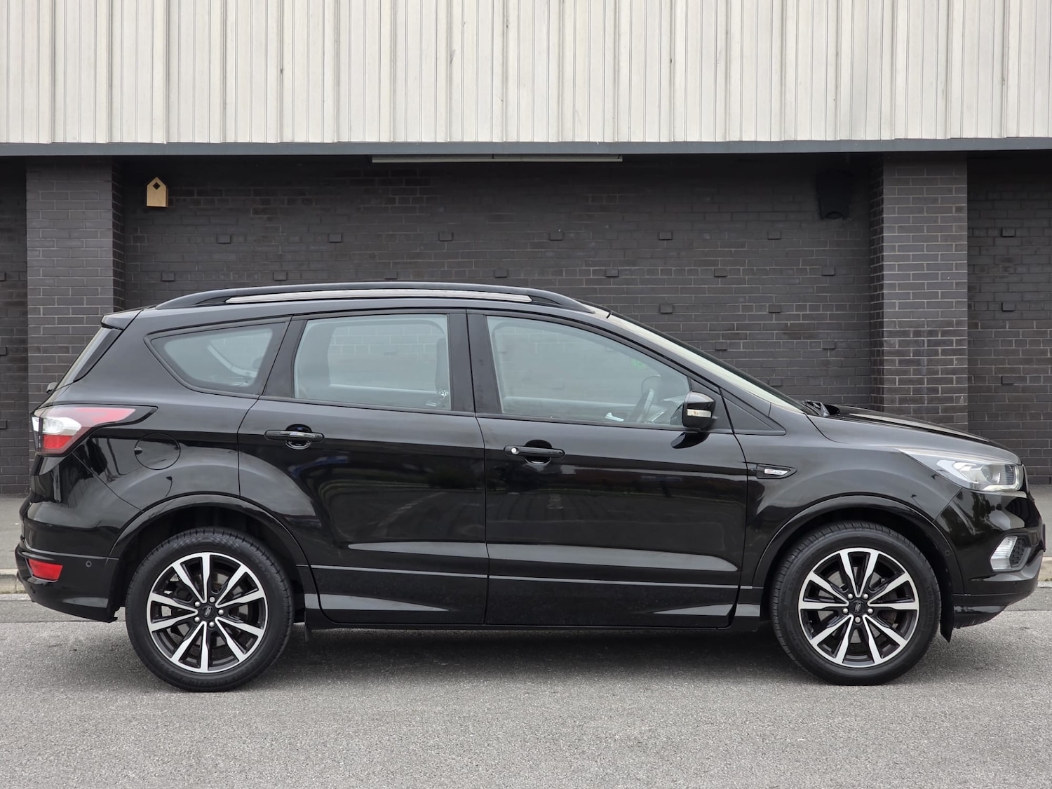 Used Ford Kuga 2017 for sale - 76274257: Photo 8