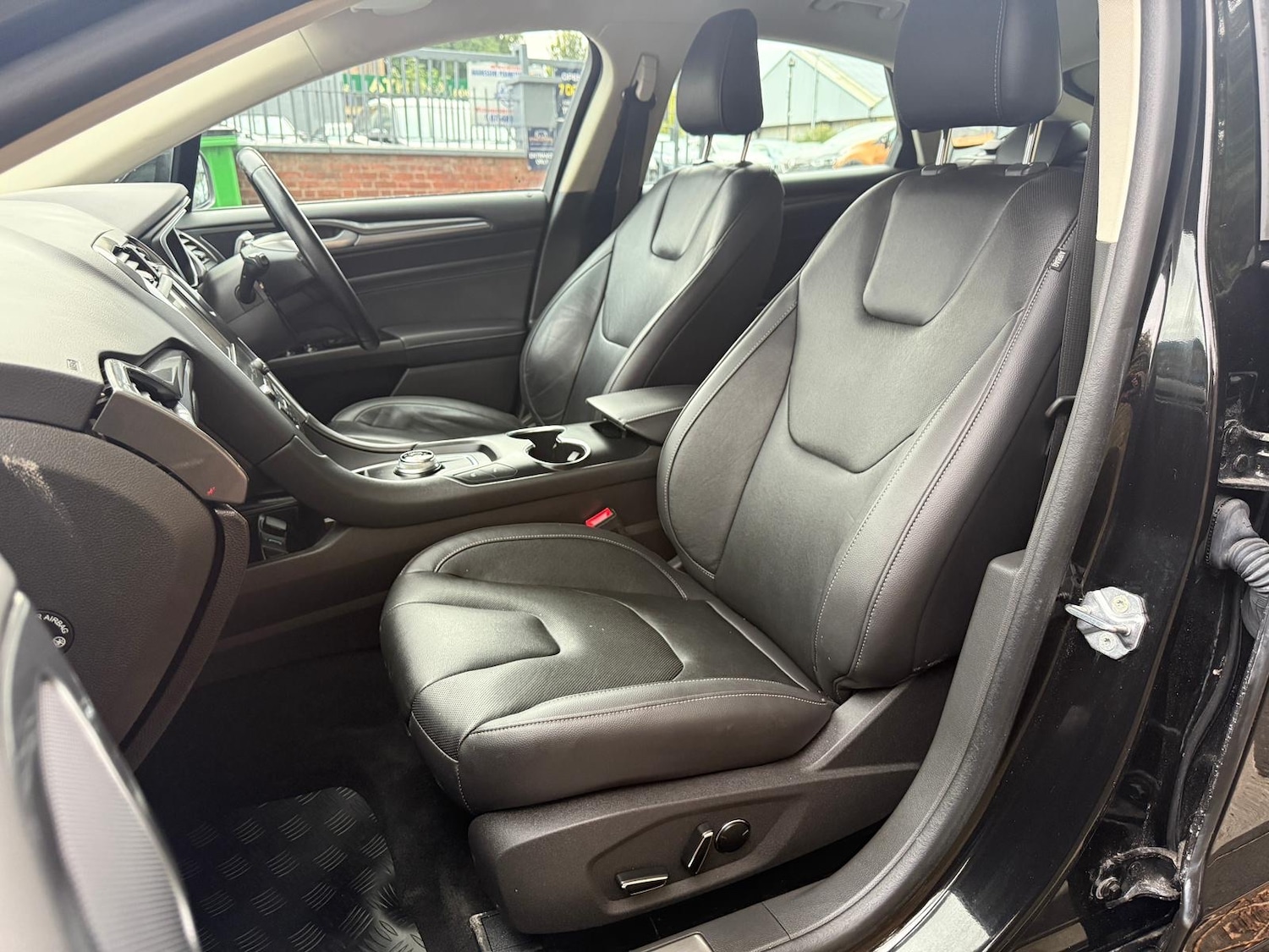 Used Ford Mondeo 2020 for sale - 76196267: Photo 27