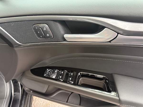 Used Ford Mondeo 2020 for sale - 76196267: Photo 42