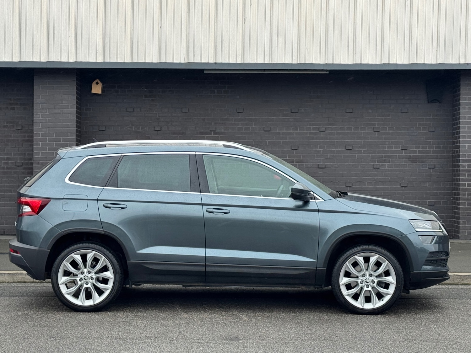 Used Skoda Karoq 2018 for sale - 77460054: Photo 2