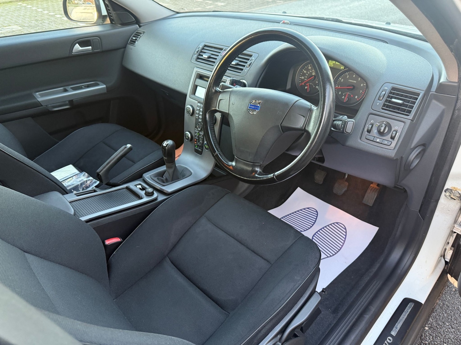 Used Volvo S40 2010 for sale - 76980099: Photo 11