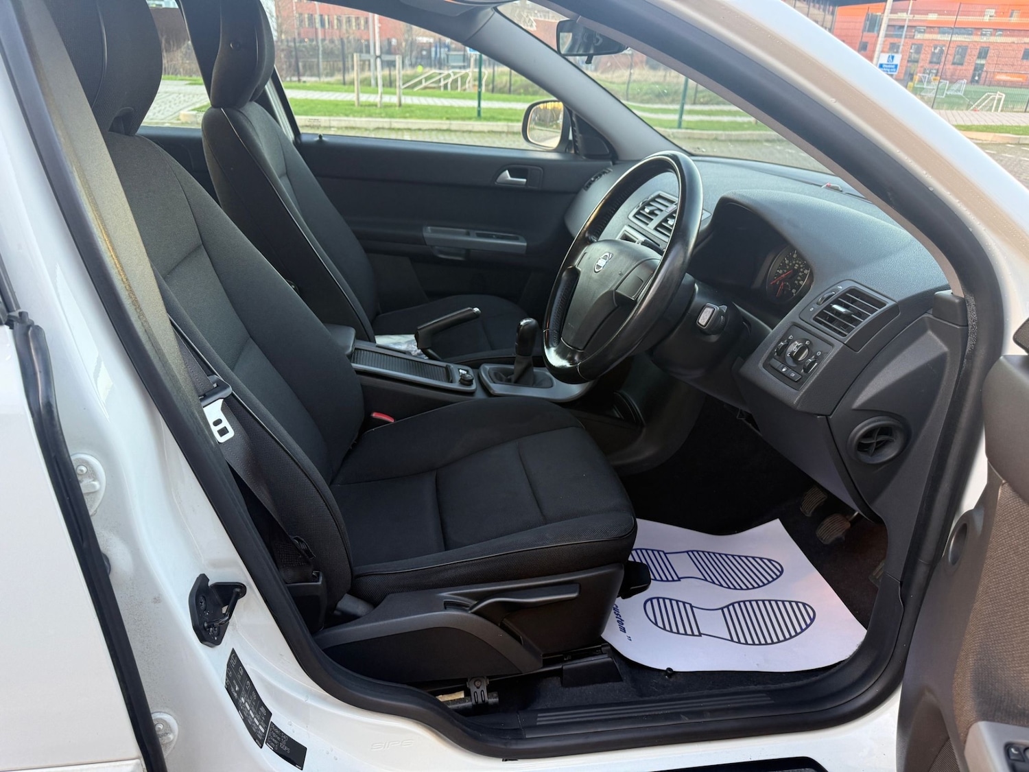 Used Volvo S40 2010 for sale - 76980099: Photo 13