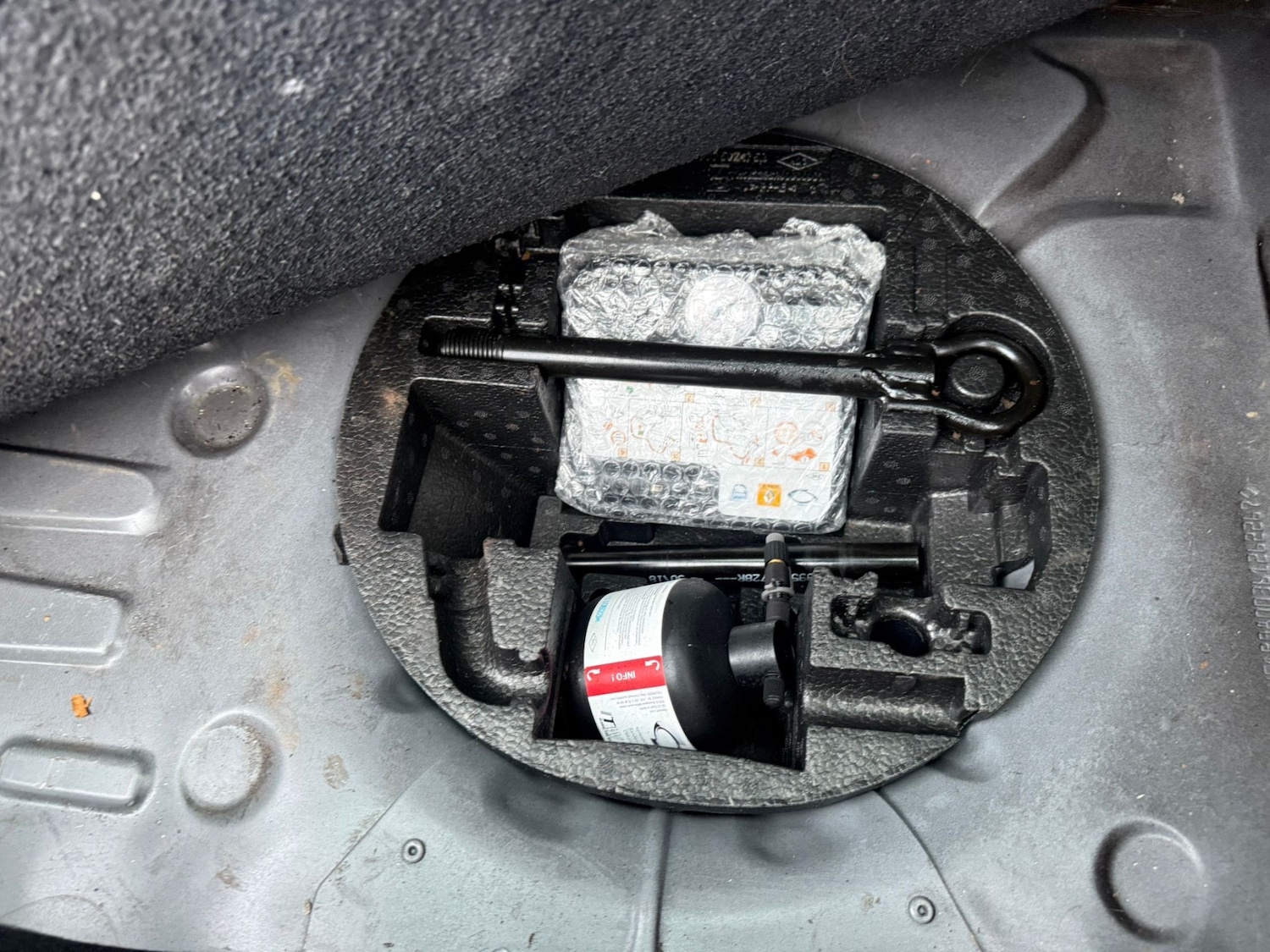 Used Renault Clio 2018 for sale - 77431346: Photo 20