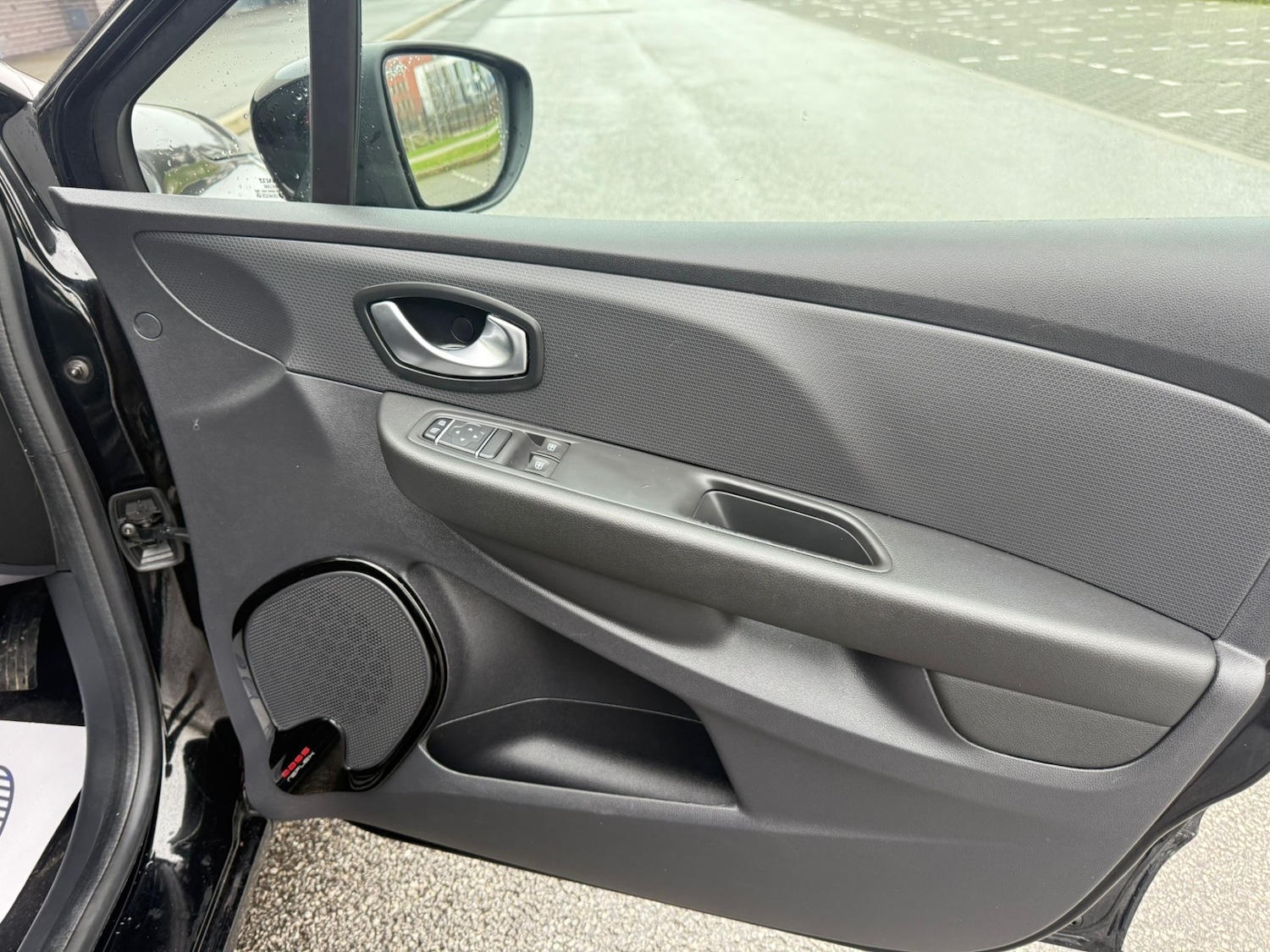 Used Renault Clio 2018 for sale - 77431346: Photo 31