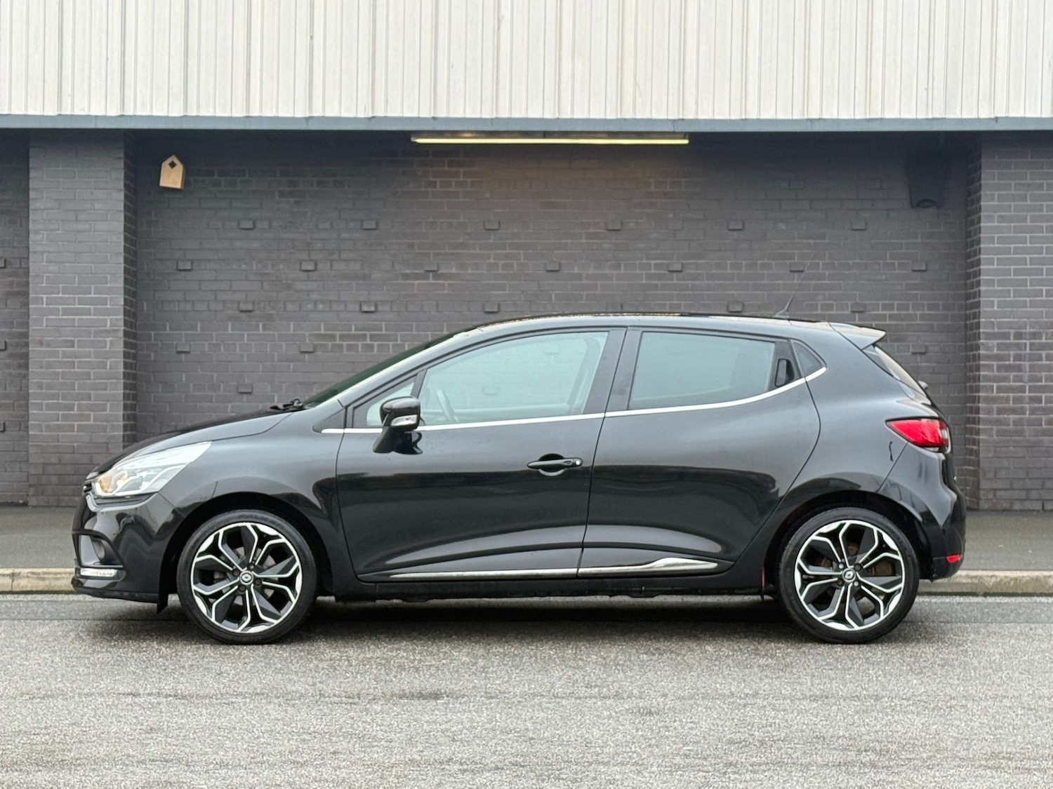 Used Renault Clio 2018 for sale - 77431346: Photo 7