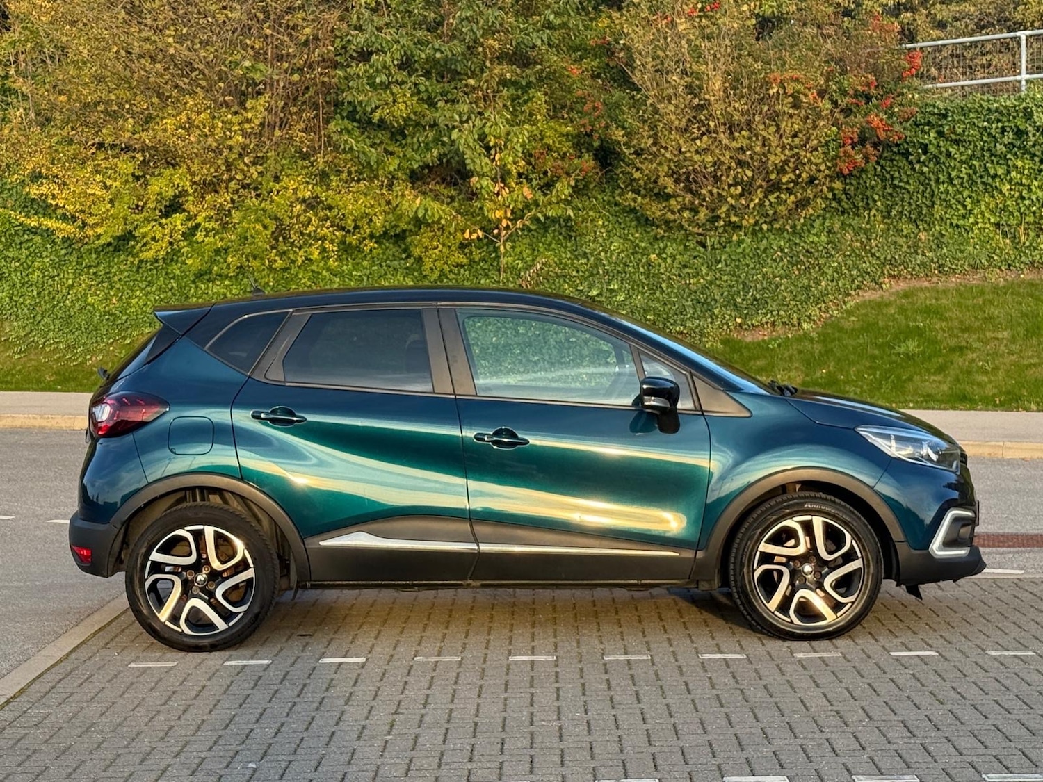 Used Renault Captur 2018 for sale - 76252714: Photo 8