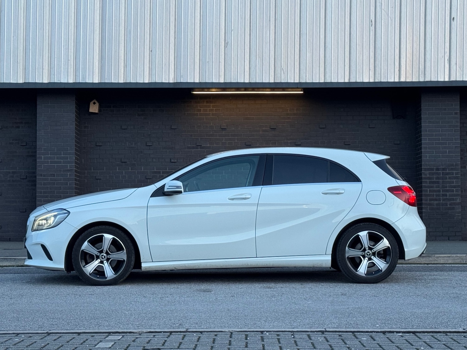 Used Mercedes-Benz A-Class 2018 for sale - 77590665: Photo 17