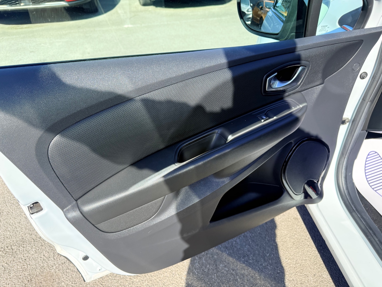 Used Renault Clio 2016 for sale - 78144439: Photo 24