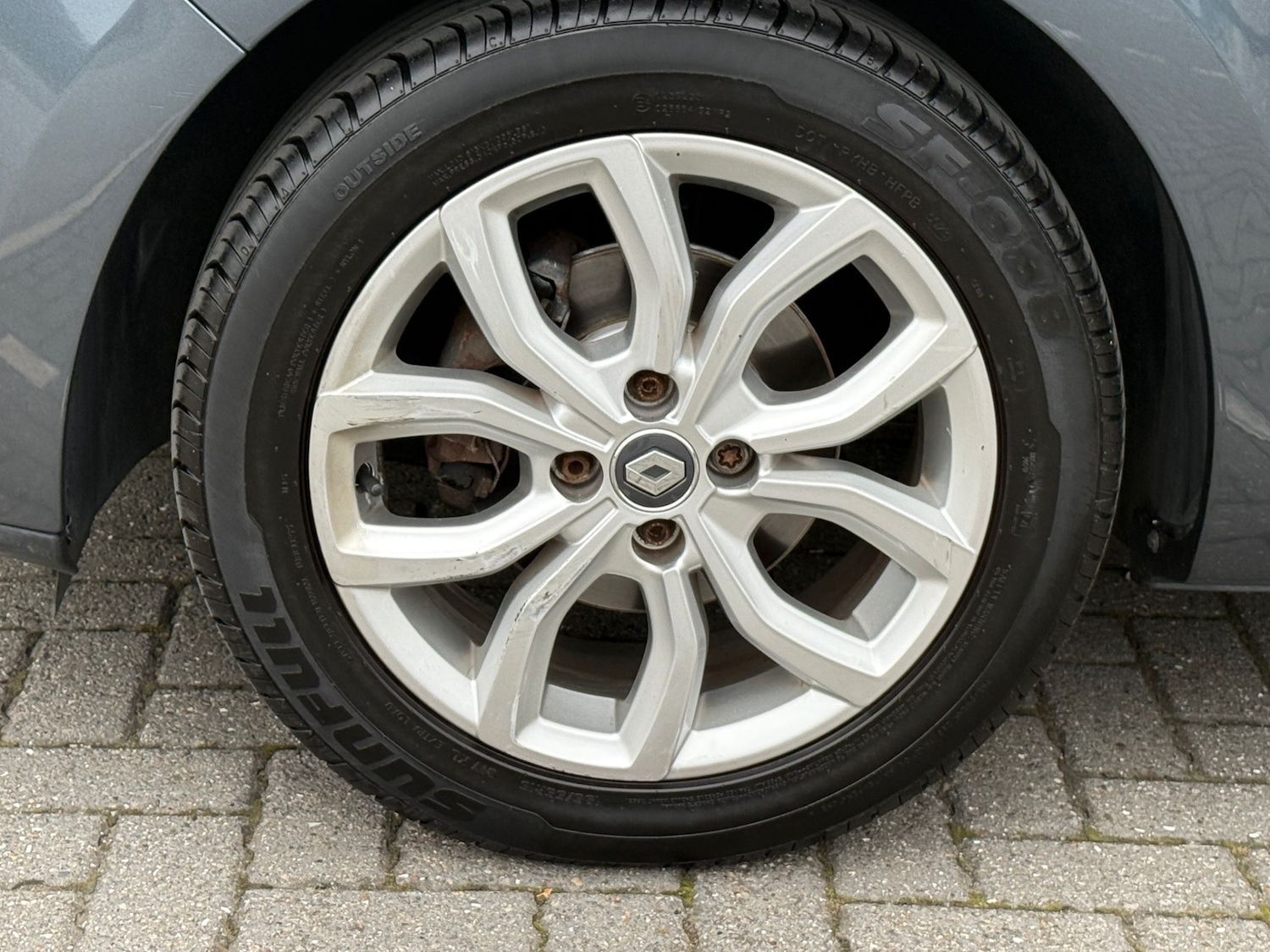 Used Renault Clio 2017 for sale - 77296899: Photo 24