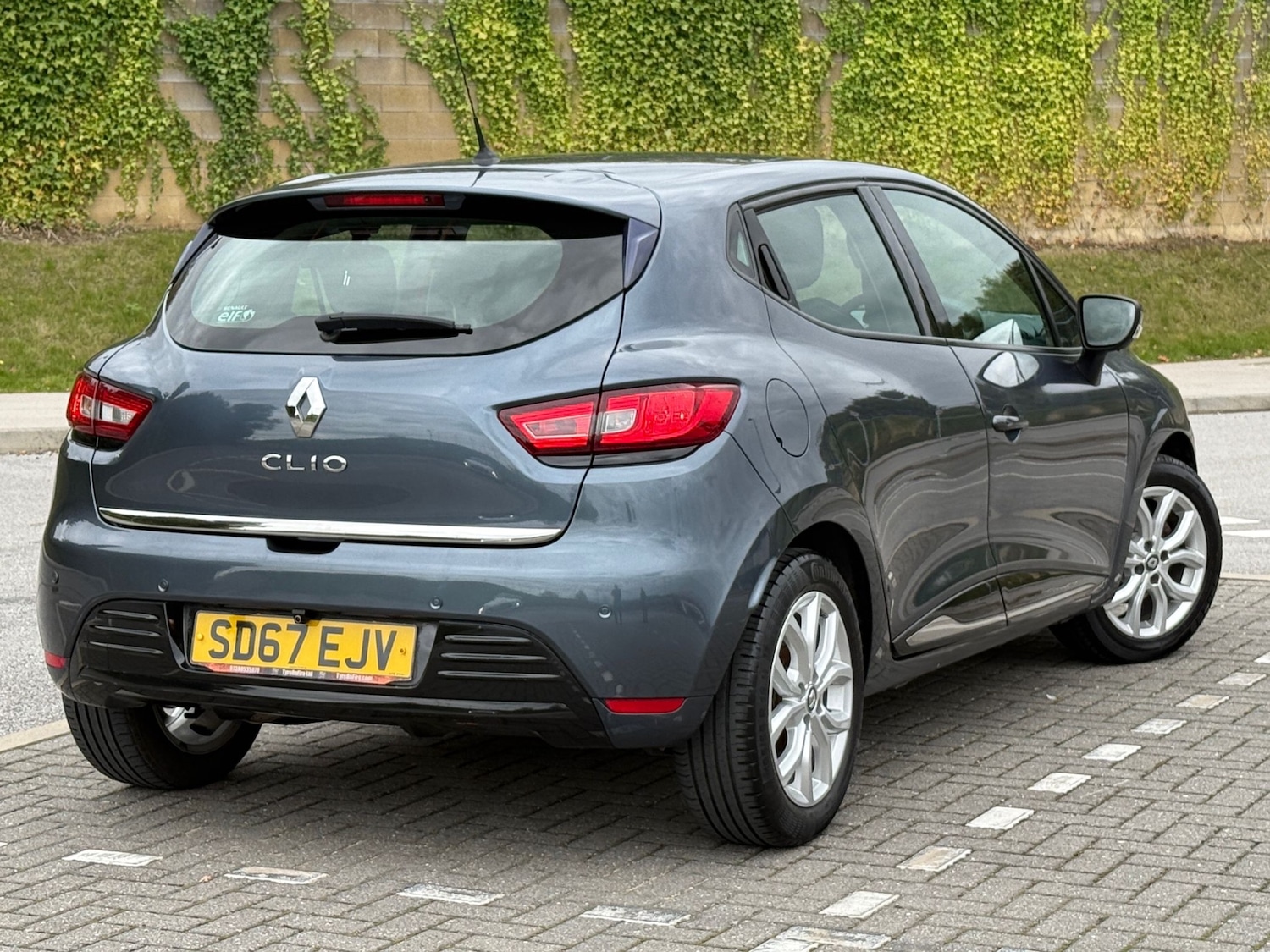 Used Renault Clio 2017 for sale - 77296899: Photo 6