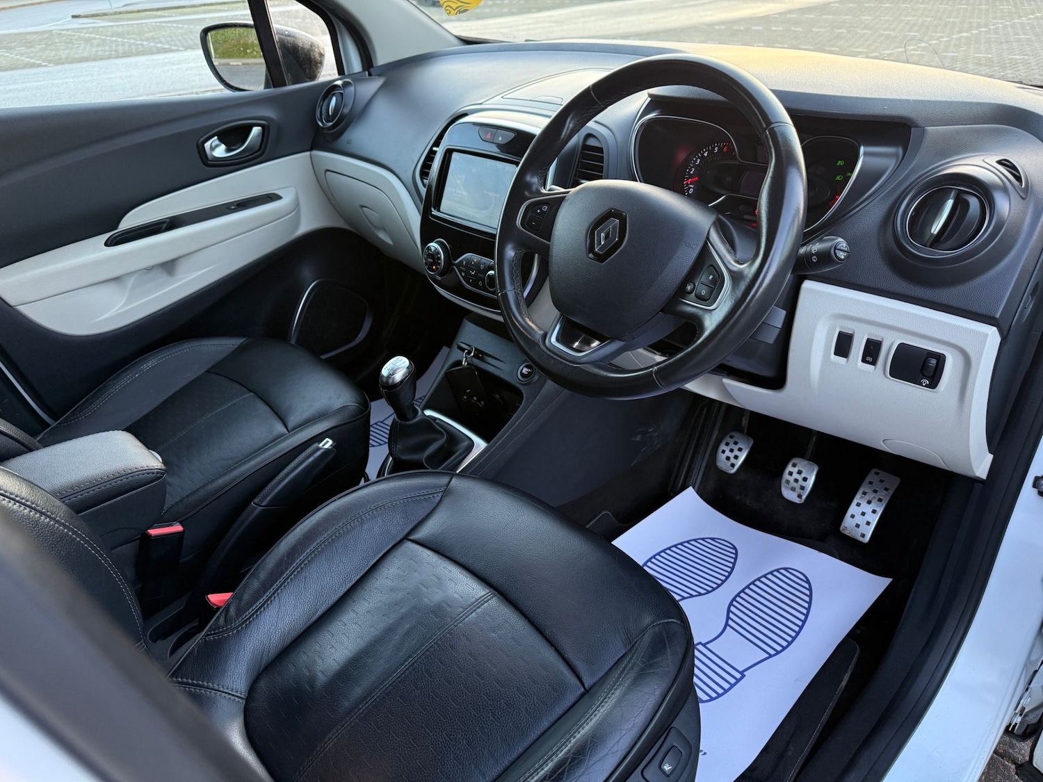 Used Renault Captur 2017 for sale - 77803705: Photo 14