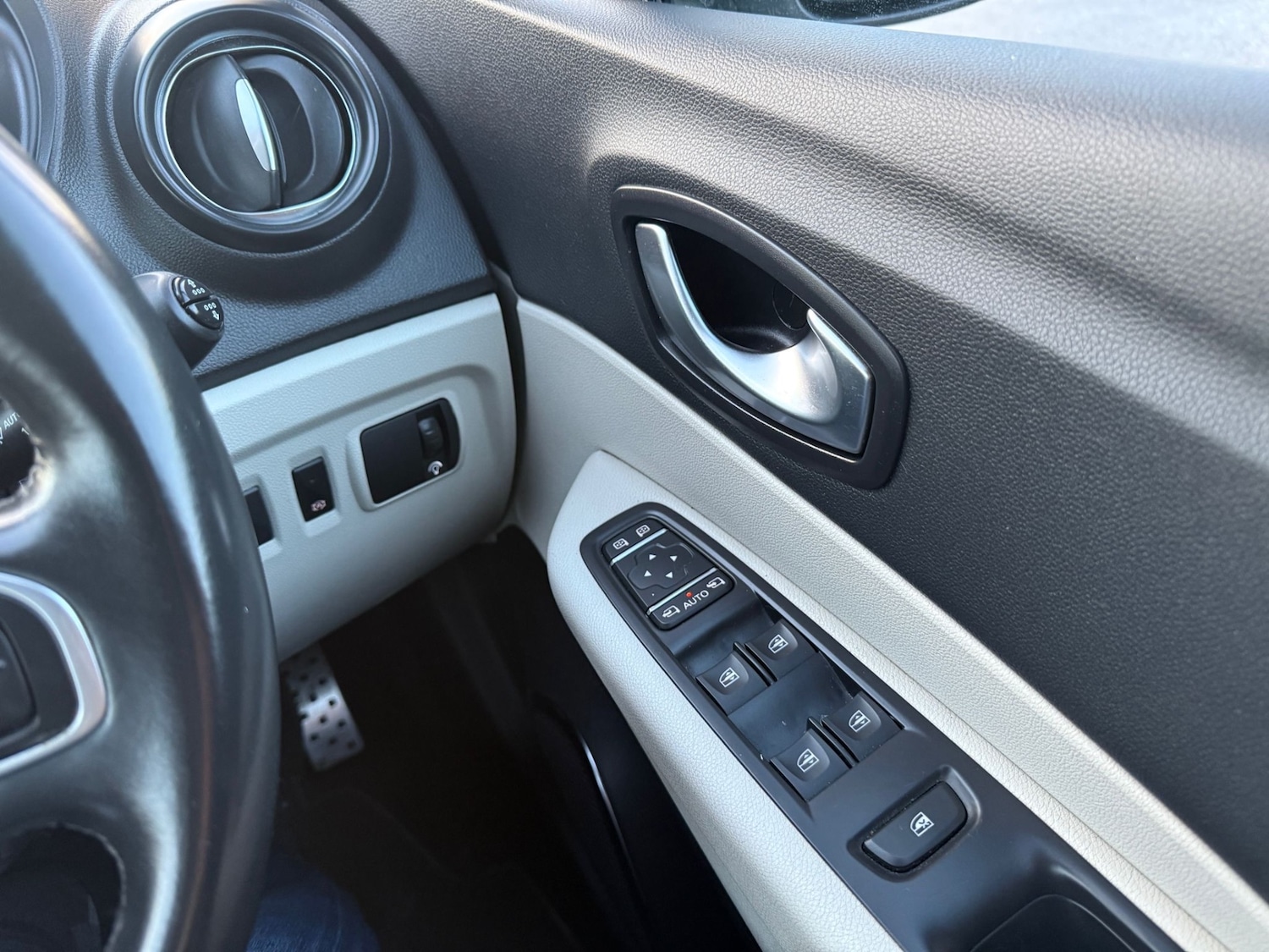 Used Renault Captur 2017 for sale - 77803705: Photo 22