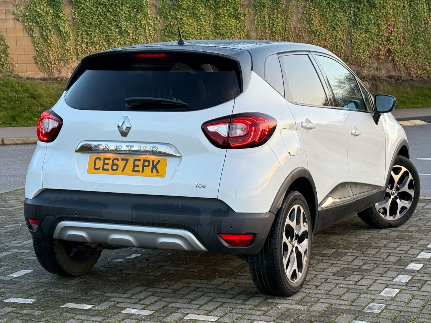 Used Renault Captur 2017 for sale - 77803705: Photo 39