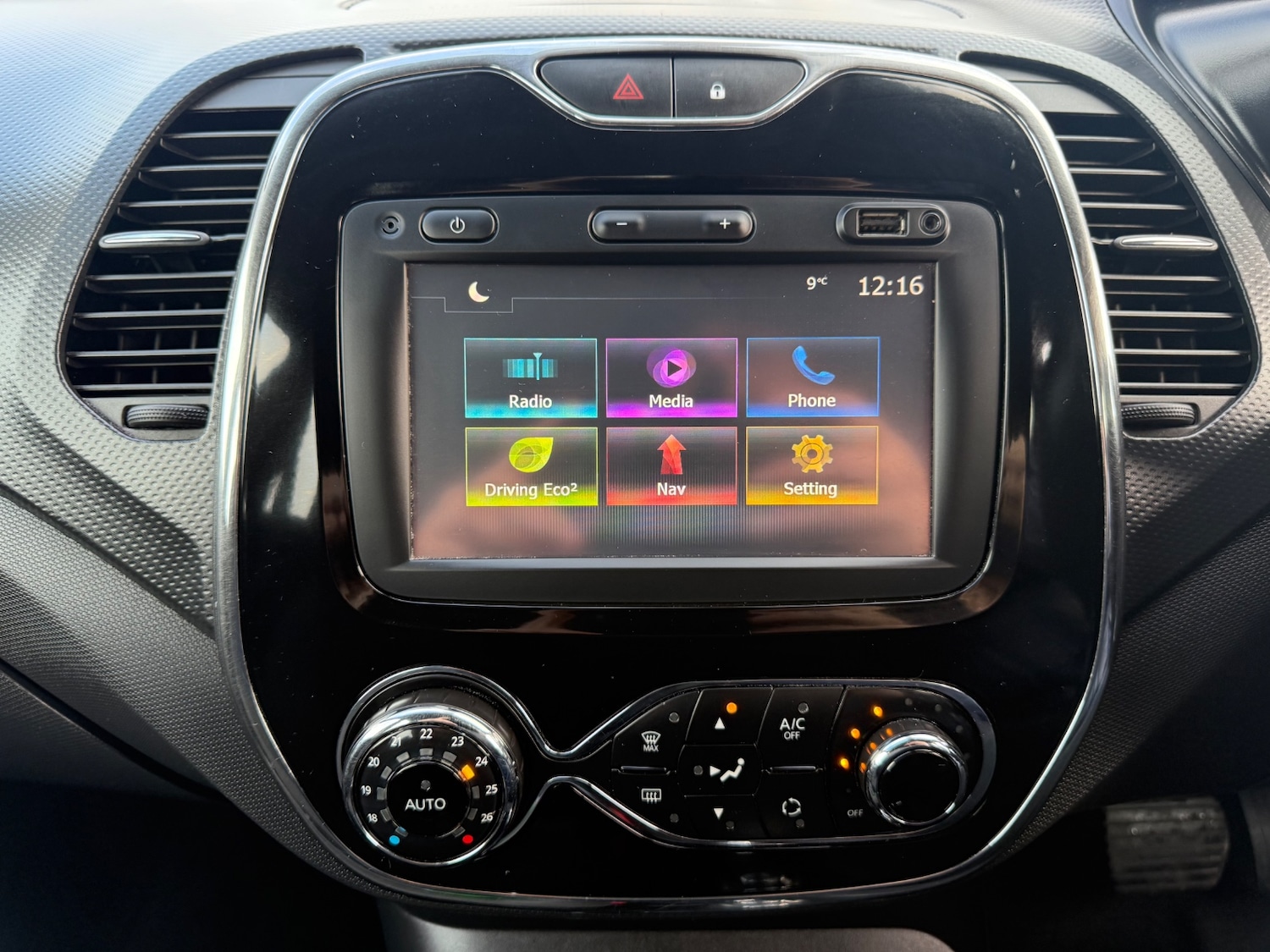 Used Renault Captur 2016 for sale - 77168575: Photo 13