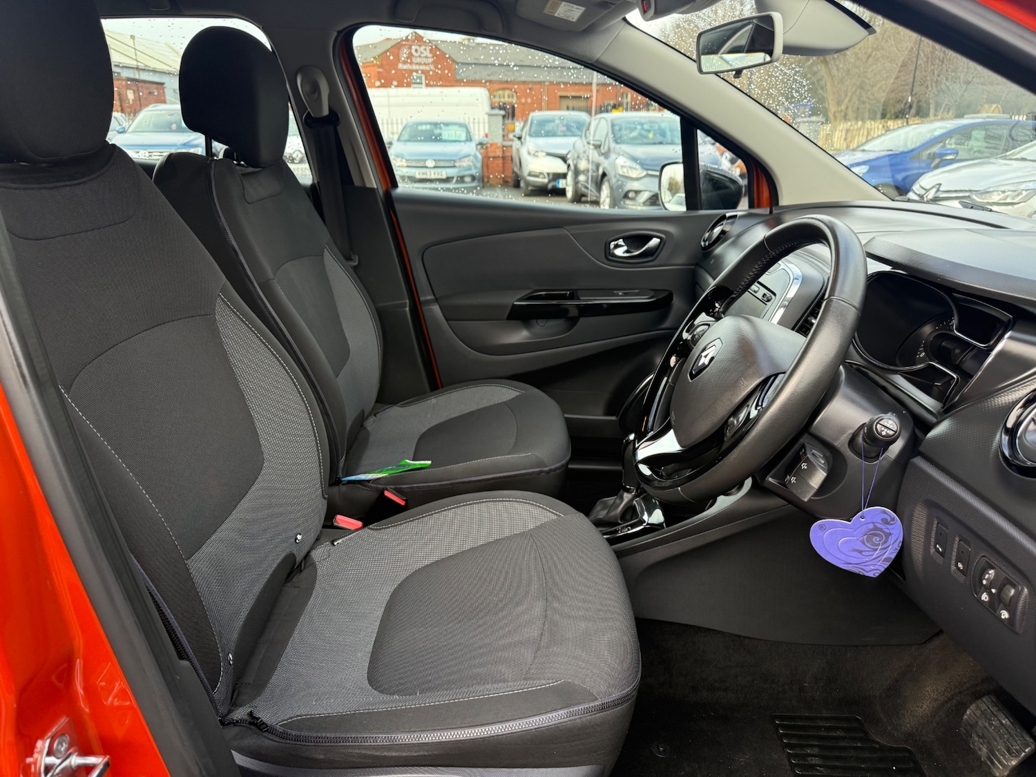 Used Renault Captur 2016 for sale - 77168575: Photo 16