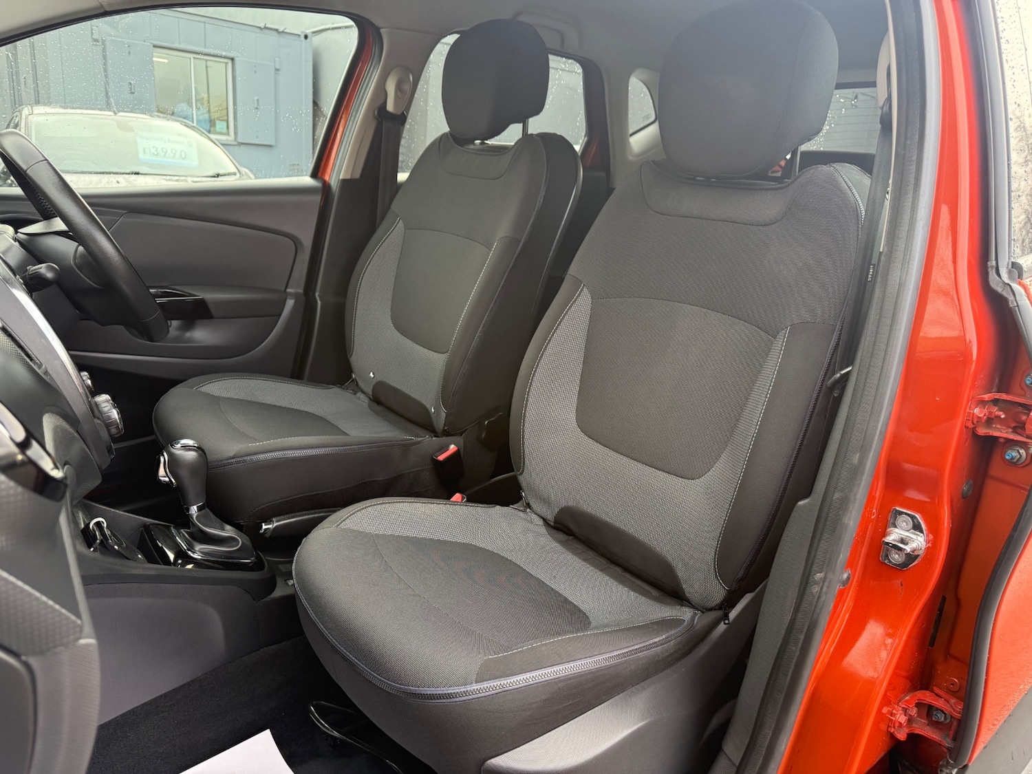 Used Renault Captur 2016 for sale - 77168575: Photo 24