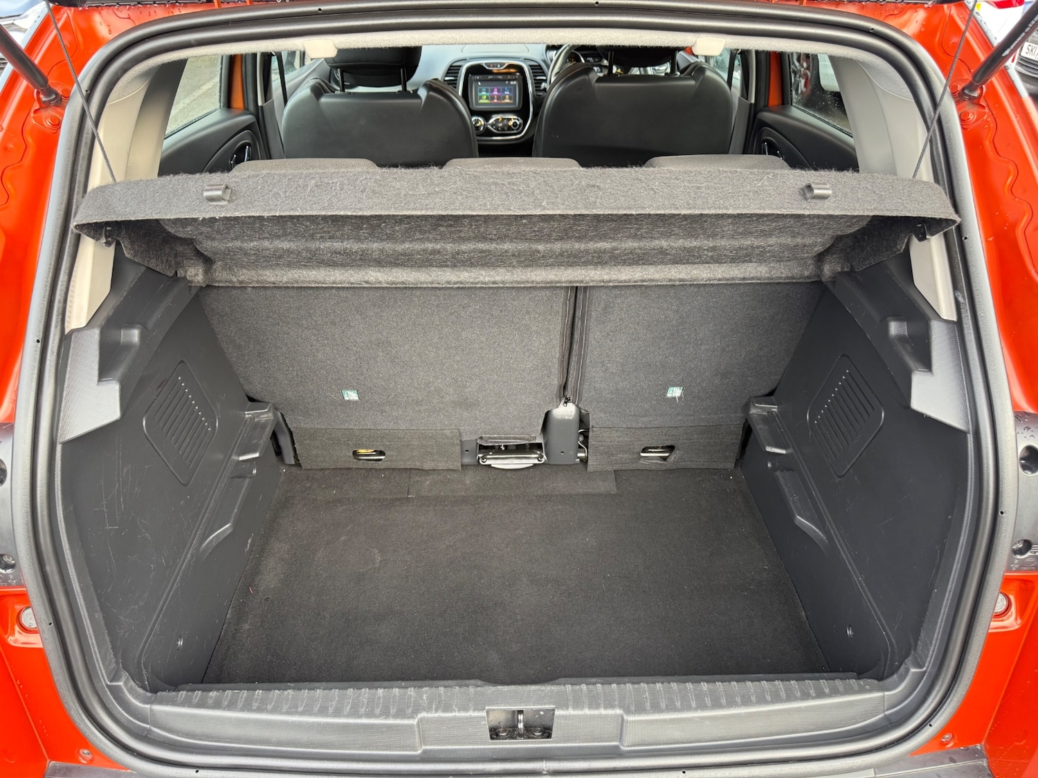 Used Renault Captur 2016 for sale - 77168575: Photo 29